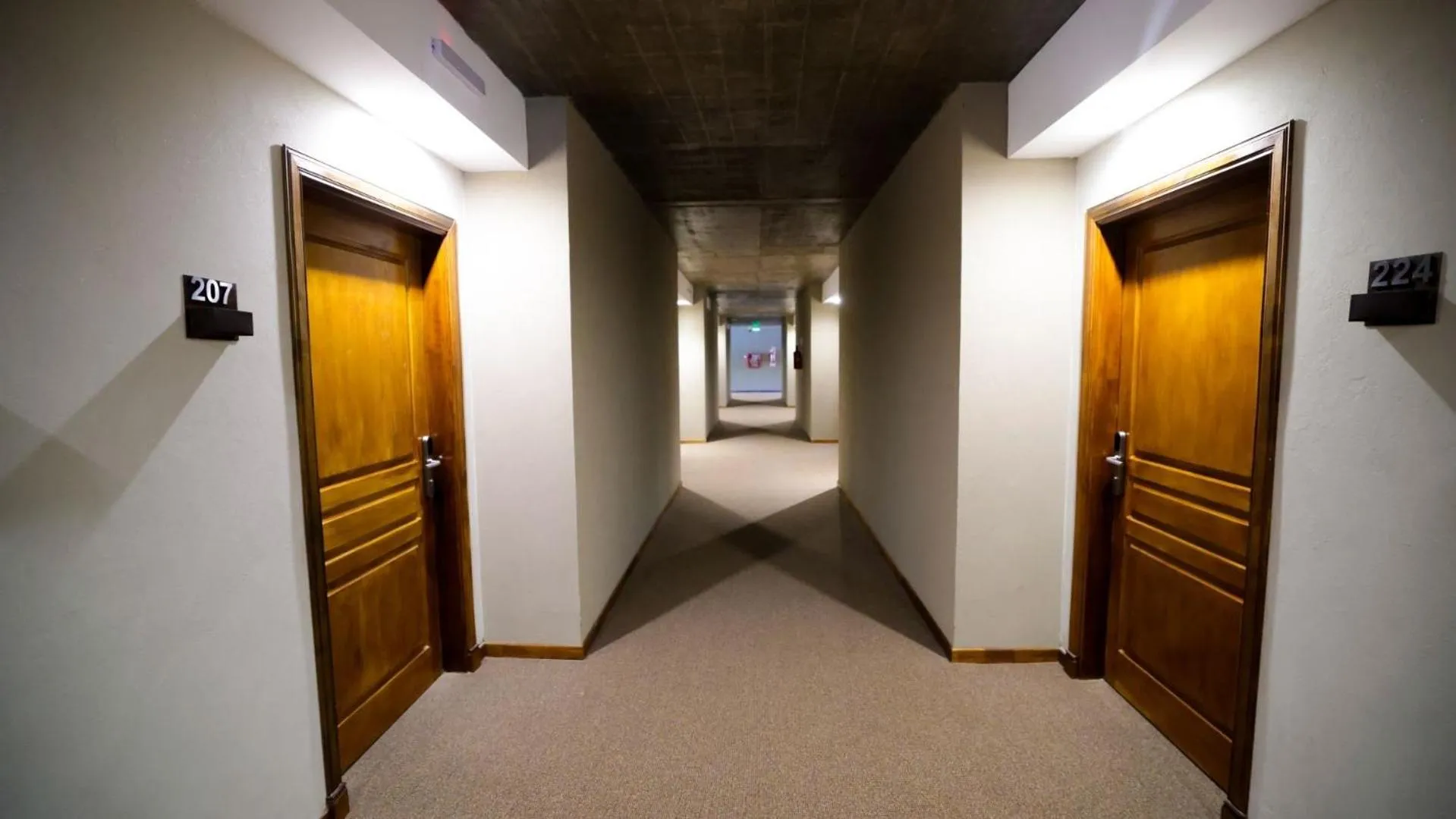 On site in Howard Johnson Chascomus