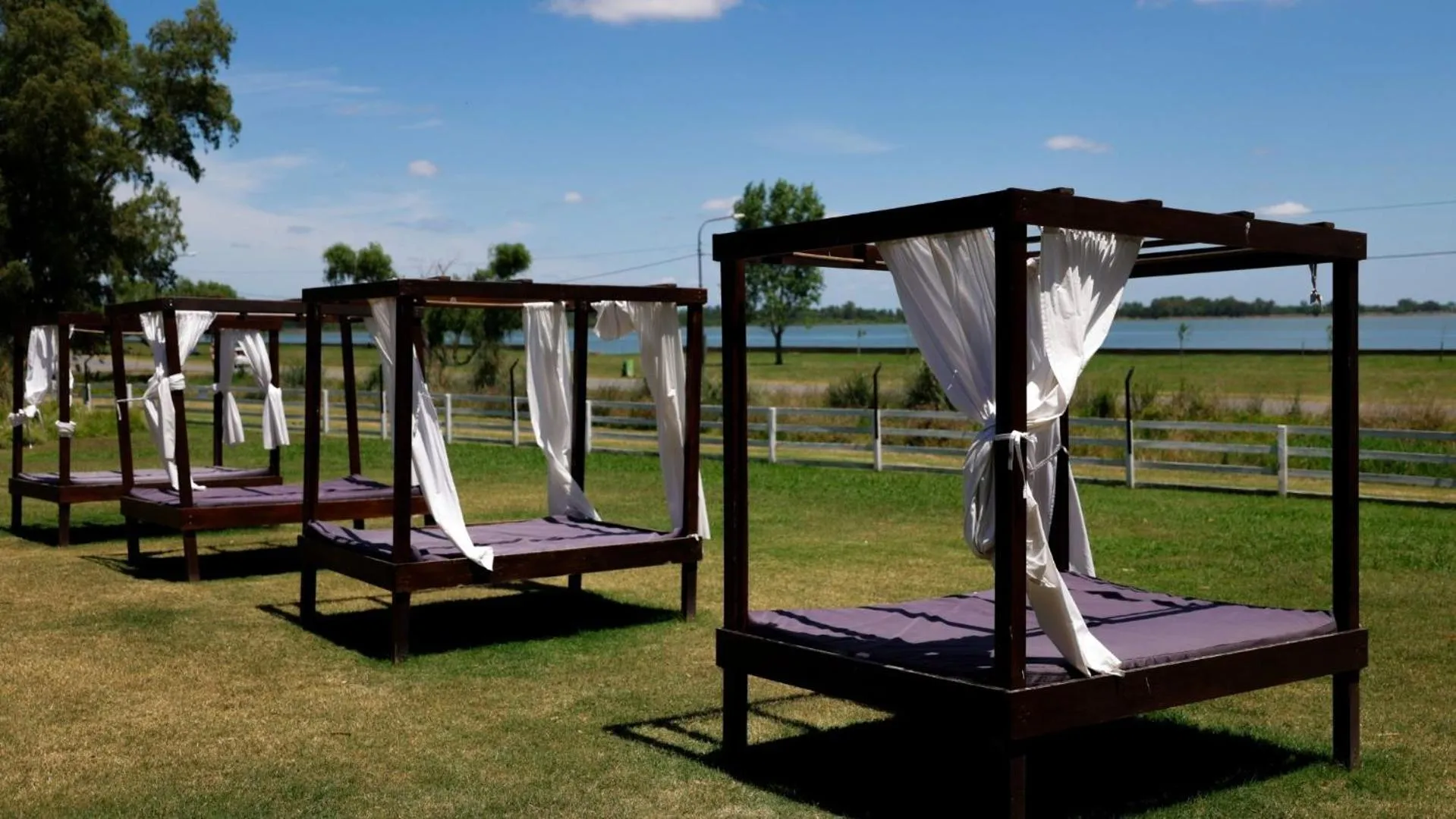 Natural landscape in Howard Johnson Chascomus