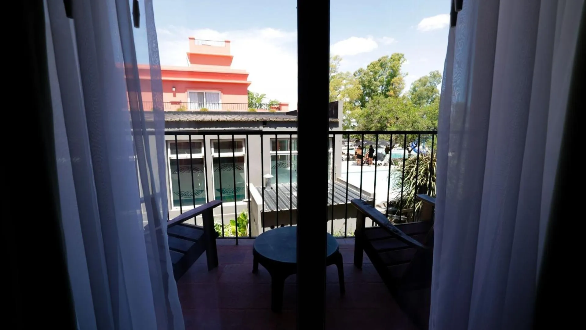 Patio in Howard Johnson Chascomus