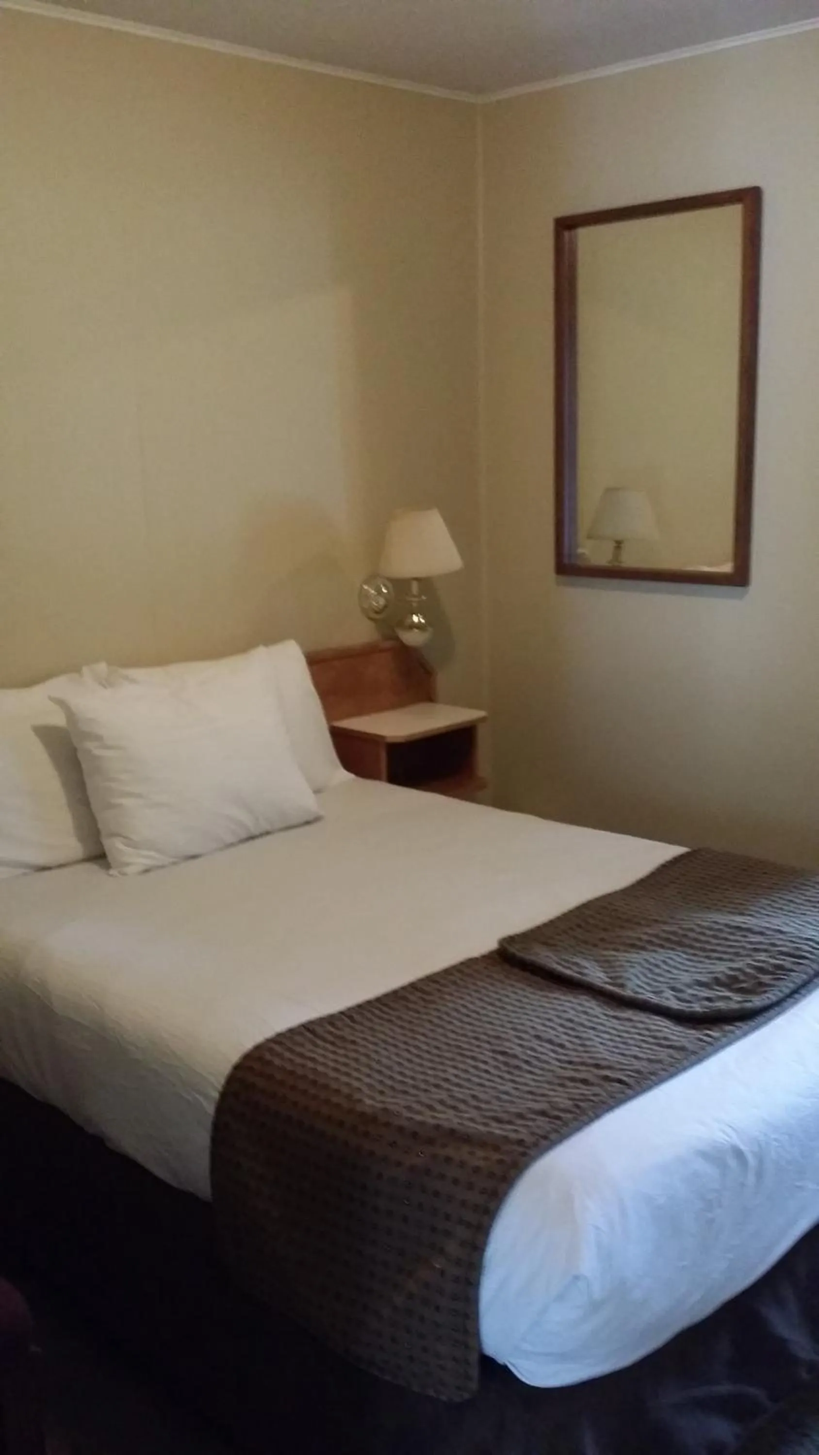 Bed in AppleTree Inn