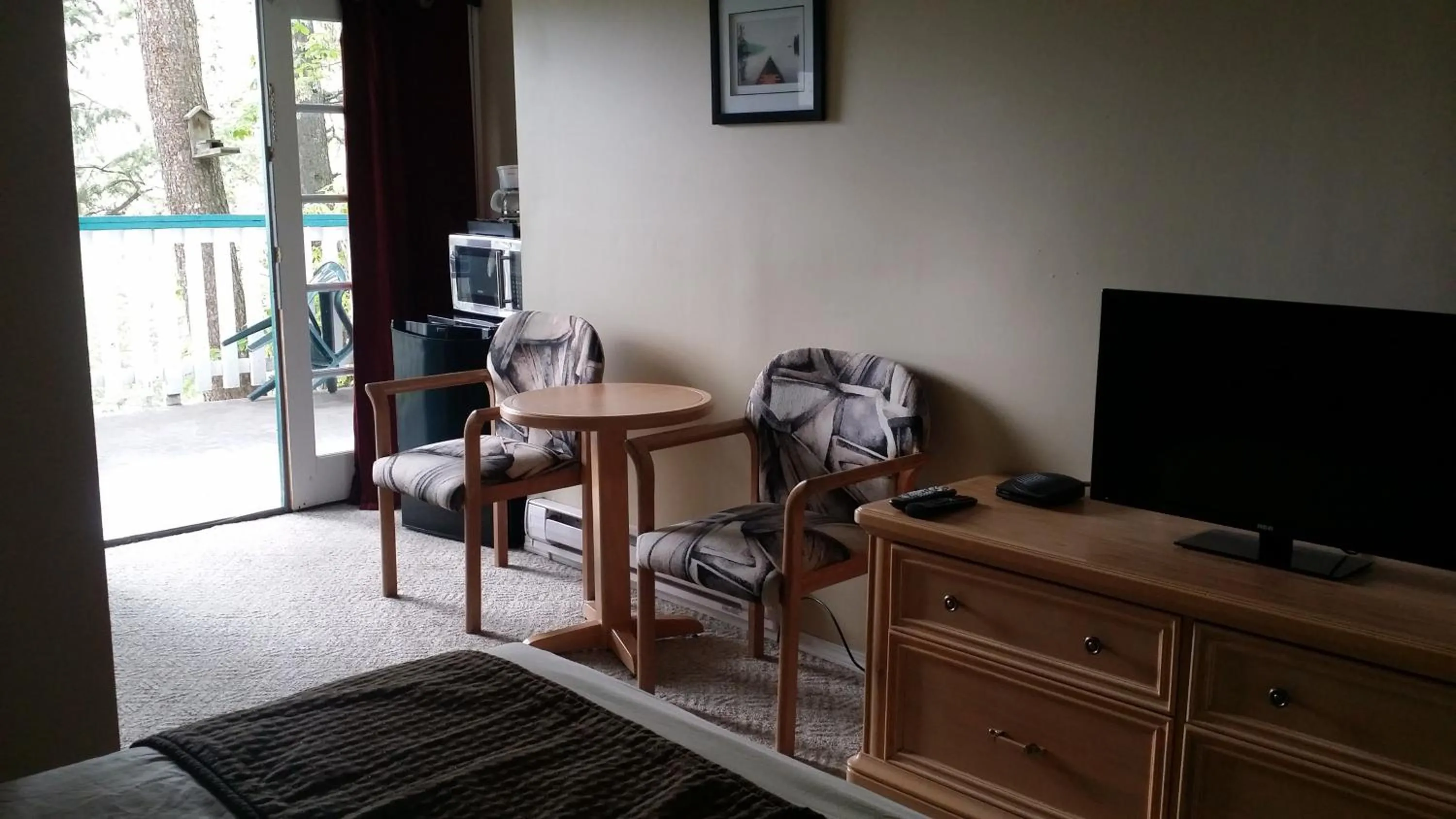 Bed in AppleTree Inn