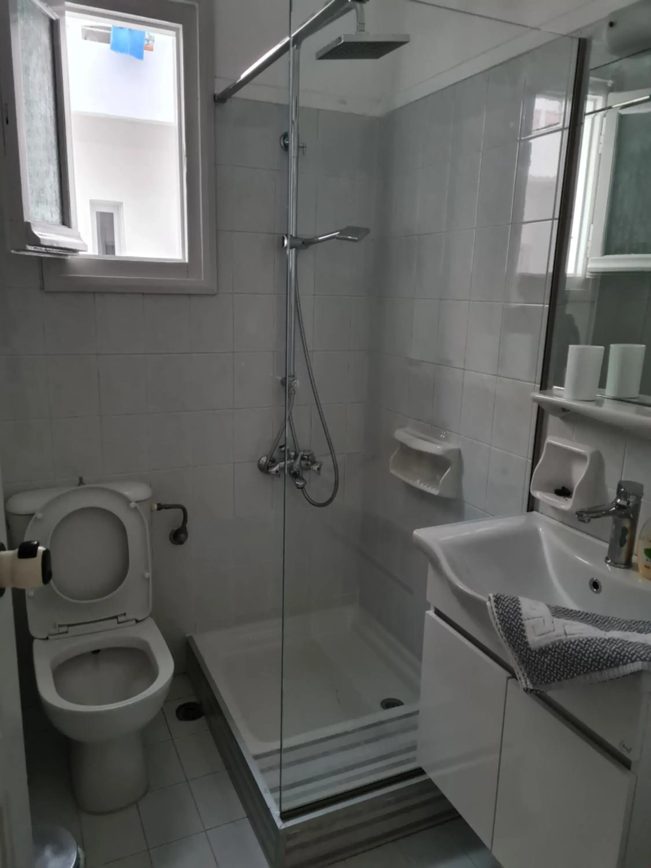 Apartment with Balcony in Crown Apartments Apartment with Balcony in Crown Apartments