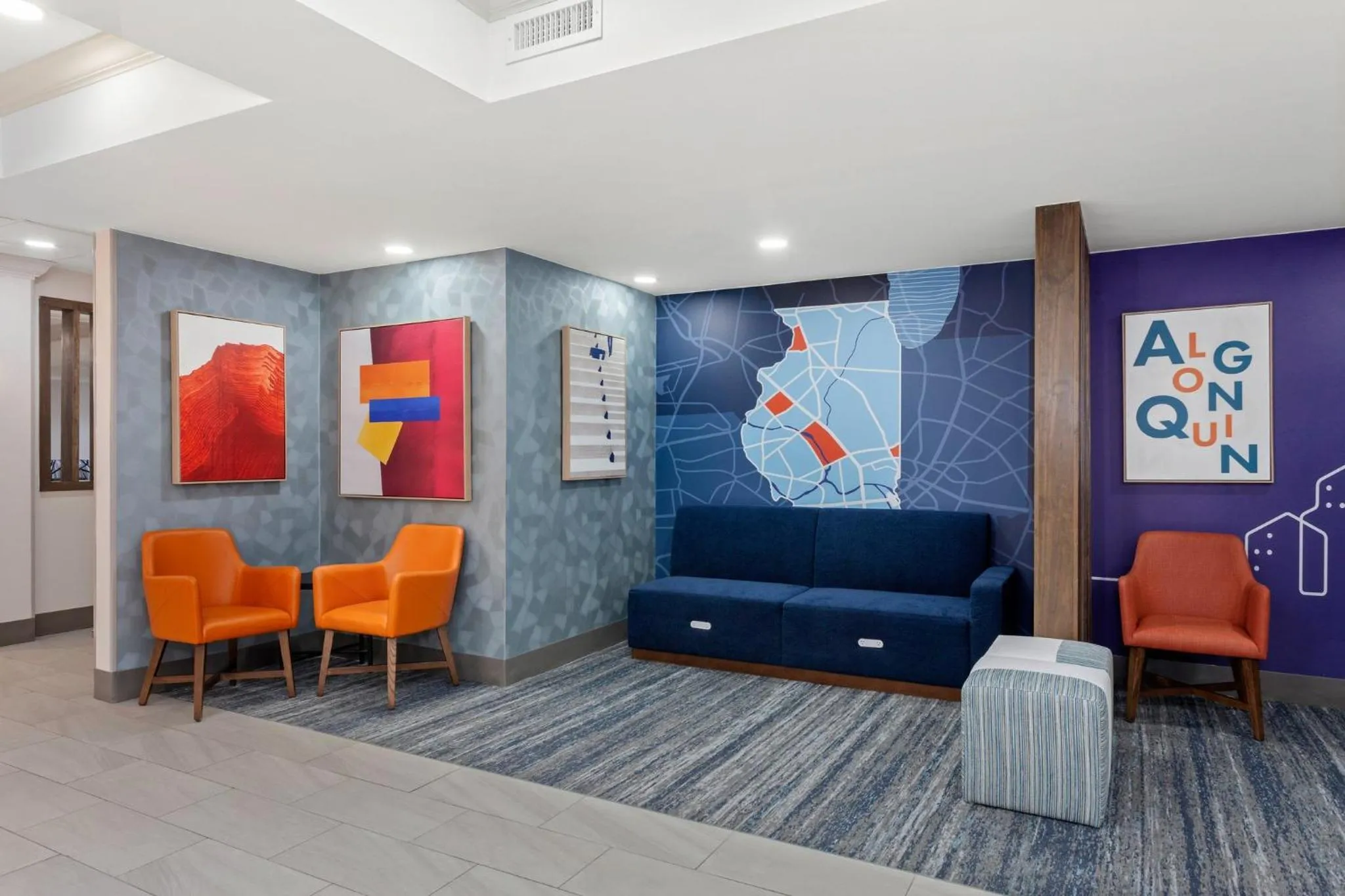 Property building in Holiday Inn Express Hotel & Suites Chicago-Algonquin by IHG