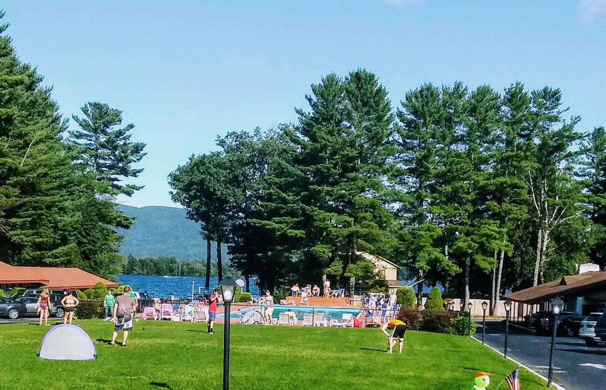 Lake view in Olympian Resort Motel