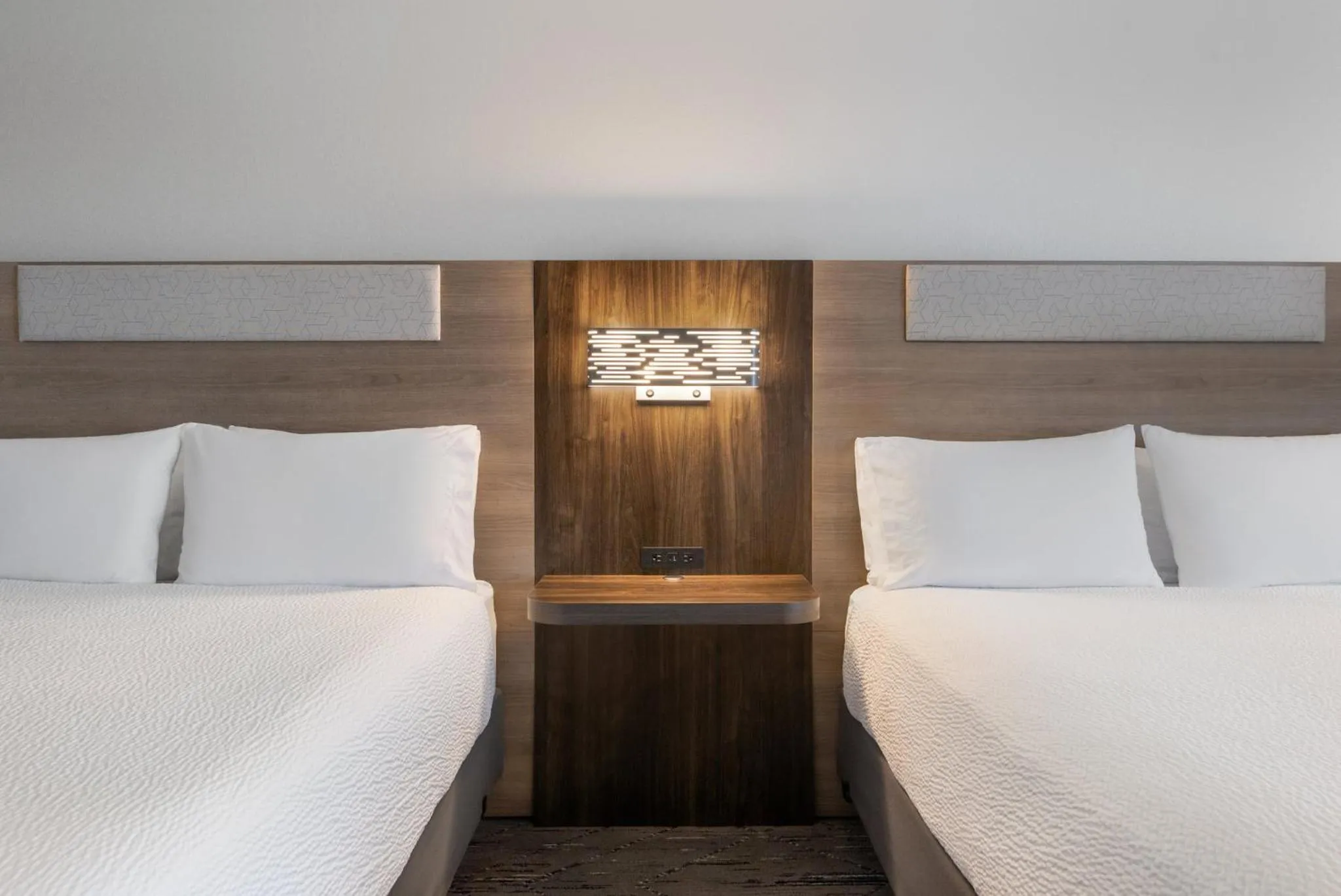 Photo of the whole room, Bed in Holiday Inn Express- North Palm Beach and IHG Hotel