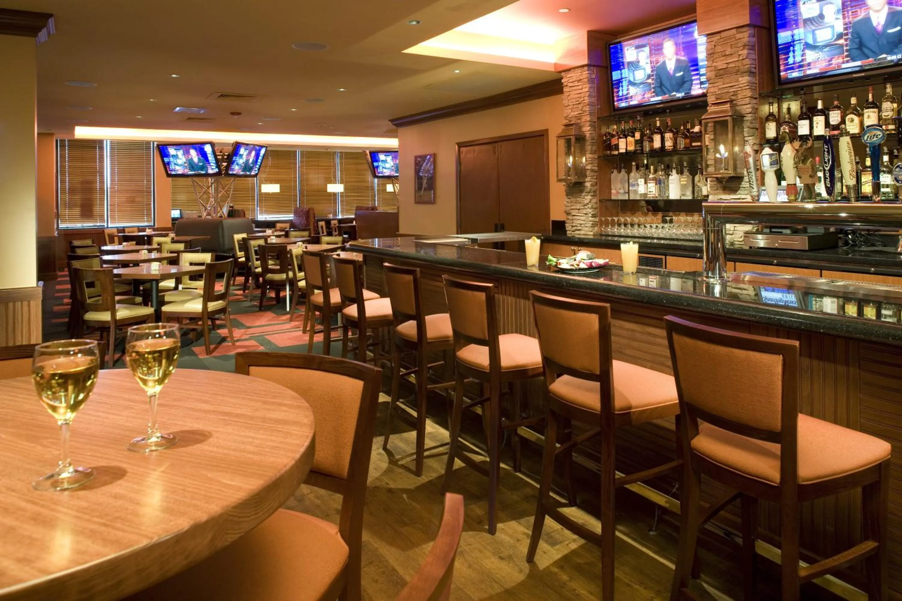 Lounge or bar in Holiday Inn Denver Lakewood by IHG