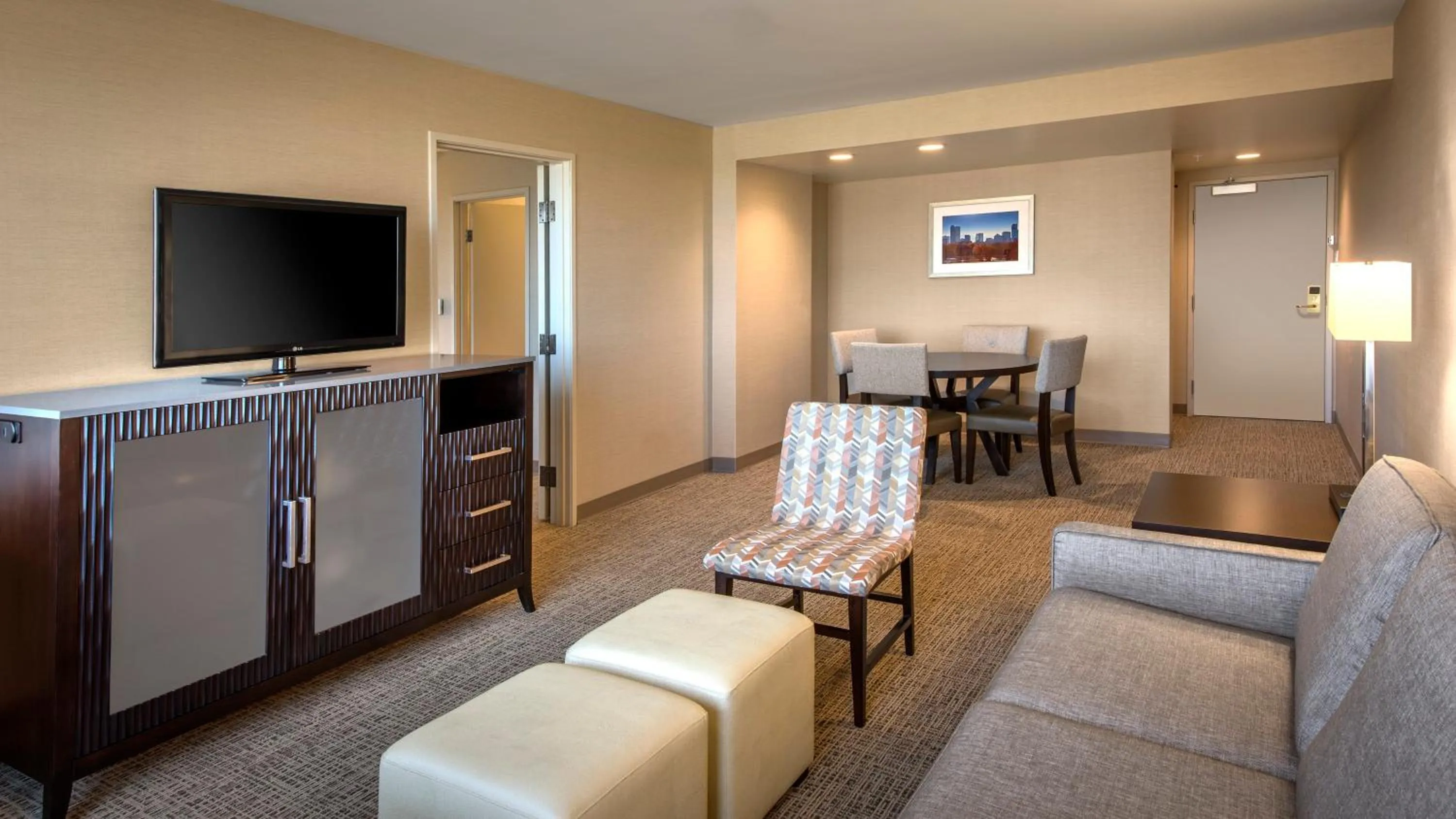 Photo of the whole room in Holiday Inn Denver Lakewood by IHG