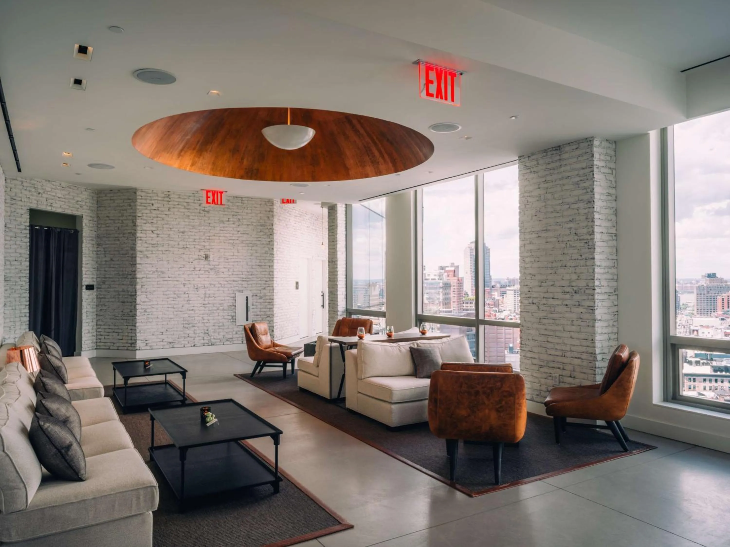 Lounge or bar in Hotel 50 Bowery, part of JdV by Hyatt