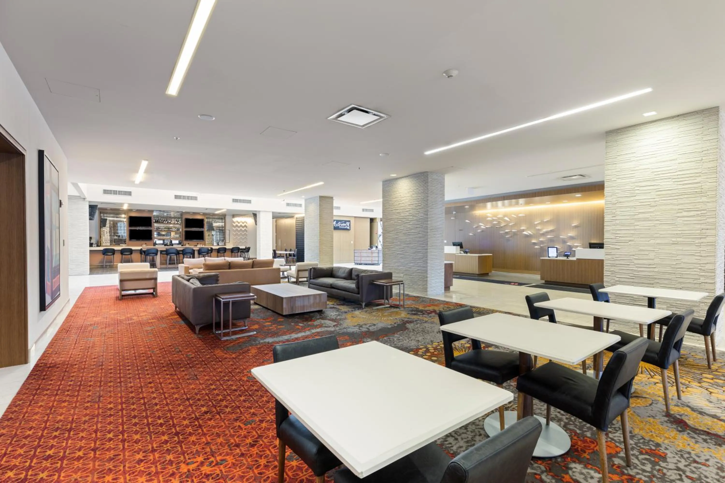 Coffee/tea facilities in Chicago Marriott Naperville