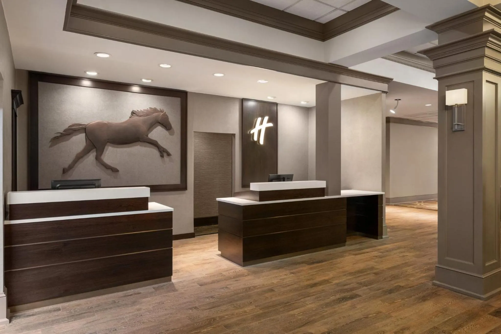 Property building in Holiday Inn Saratoga Springs by IHG