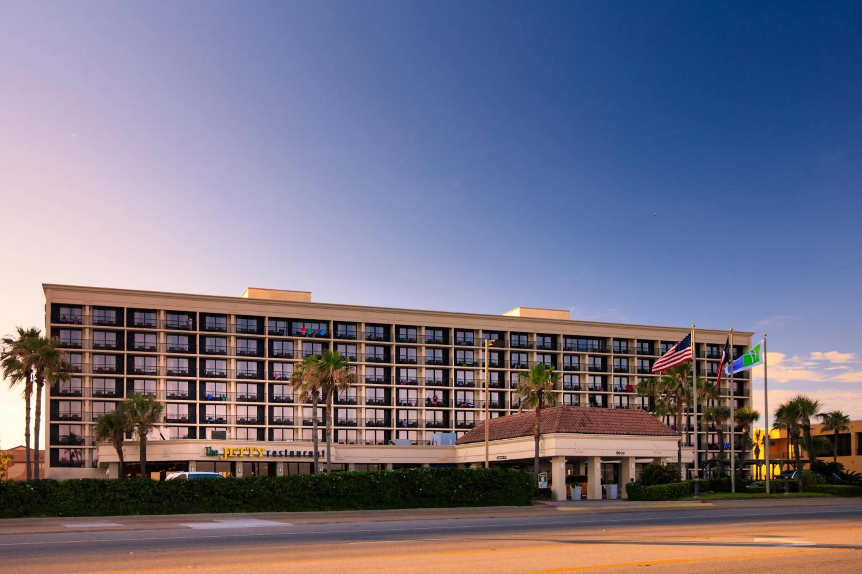 Property building in Holiday Inn Resort Galveston - On The Beach by IHG