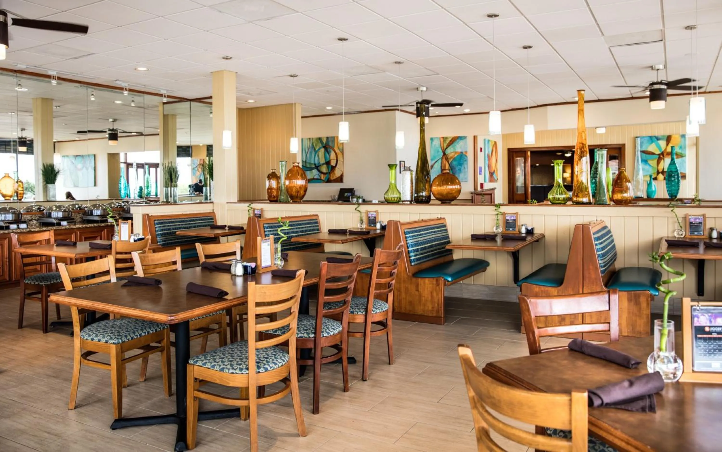 Restaurant/places to eat in Holiday Inn Resort Galveston - On The Beach by IHG