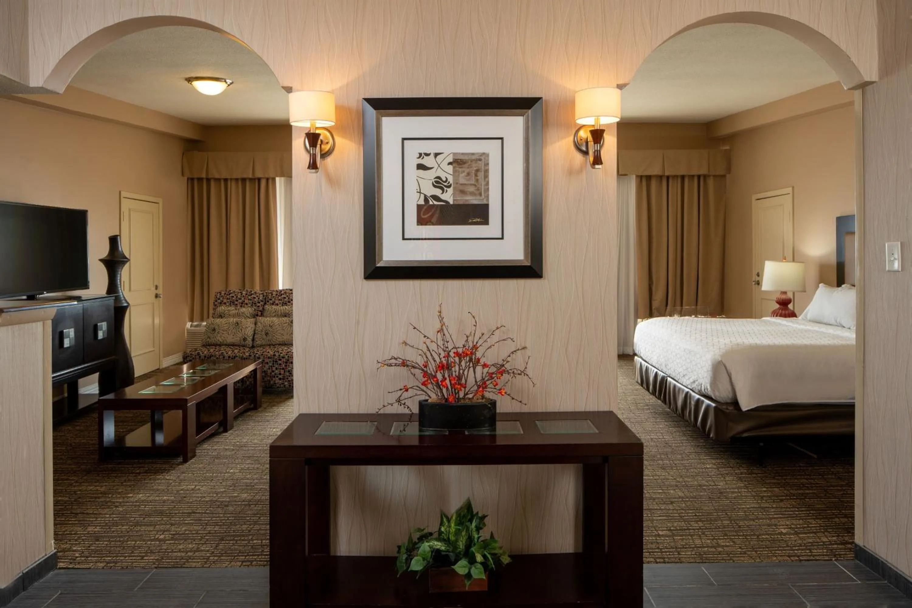 Photo of the whole room, Bed in Holiday Inn Resort Galveston - On The Beach by IHG