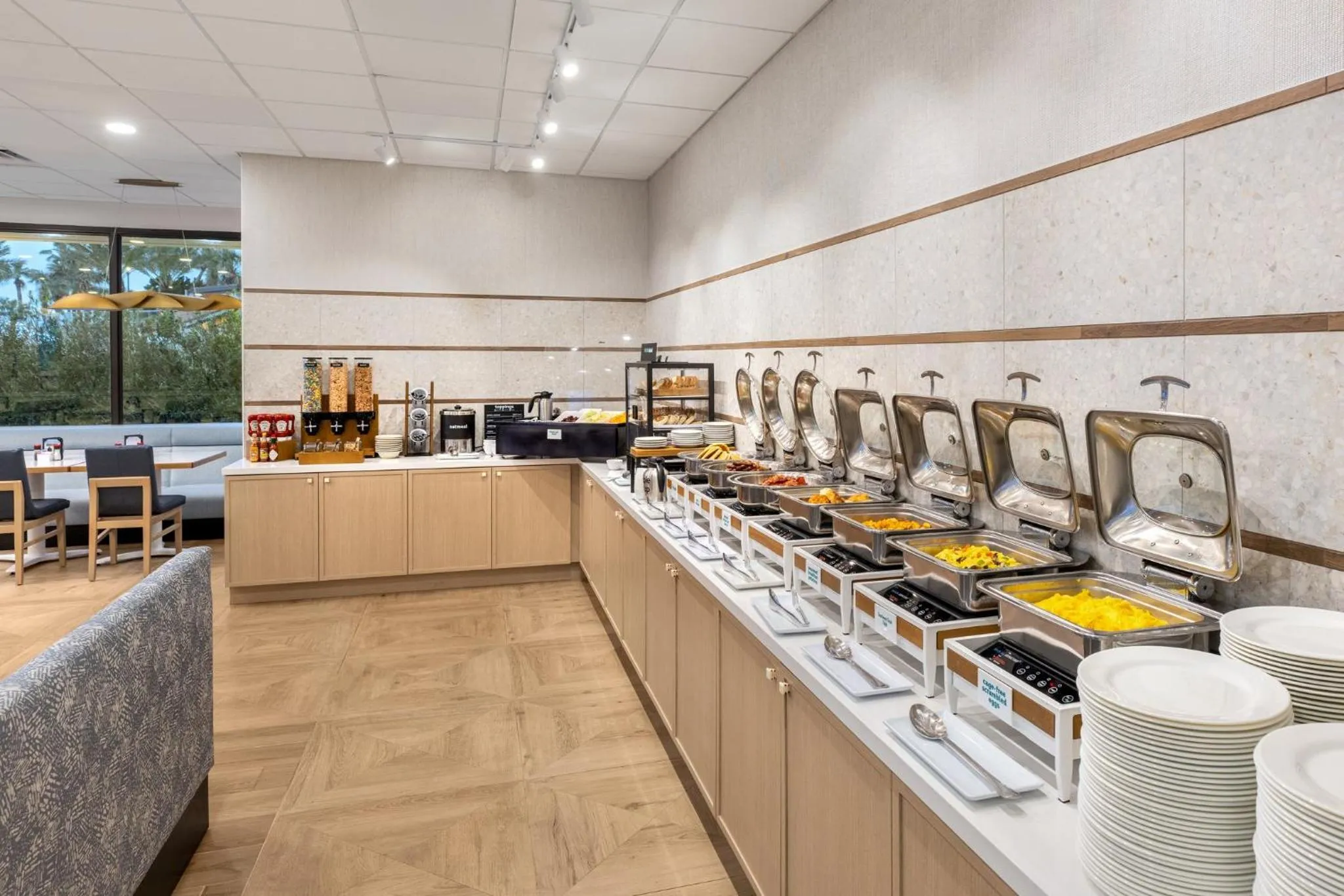 Restaurant/places to eat in Holiday Inn Resort Galveston - On The Beach by IHG