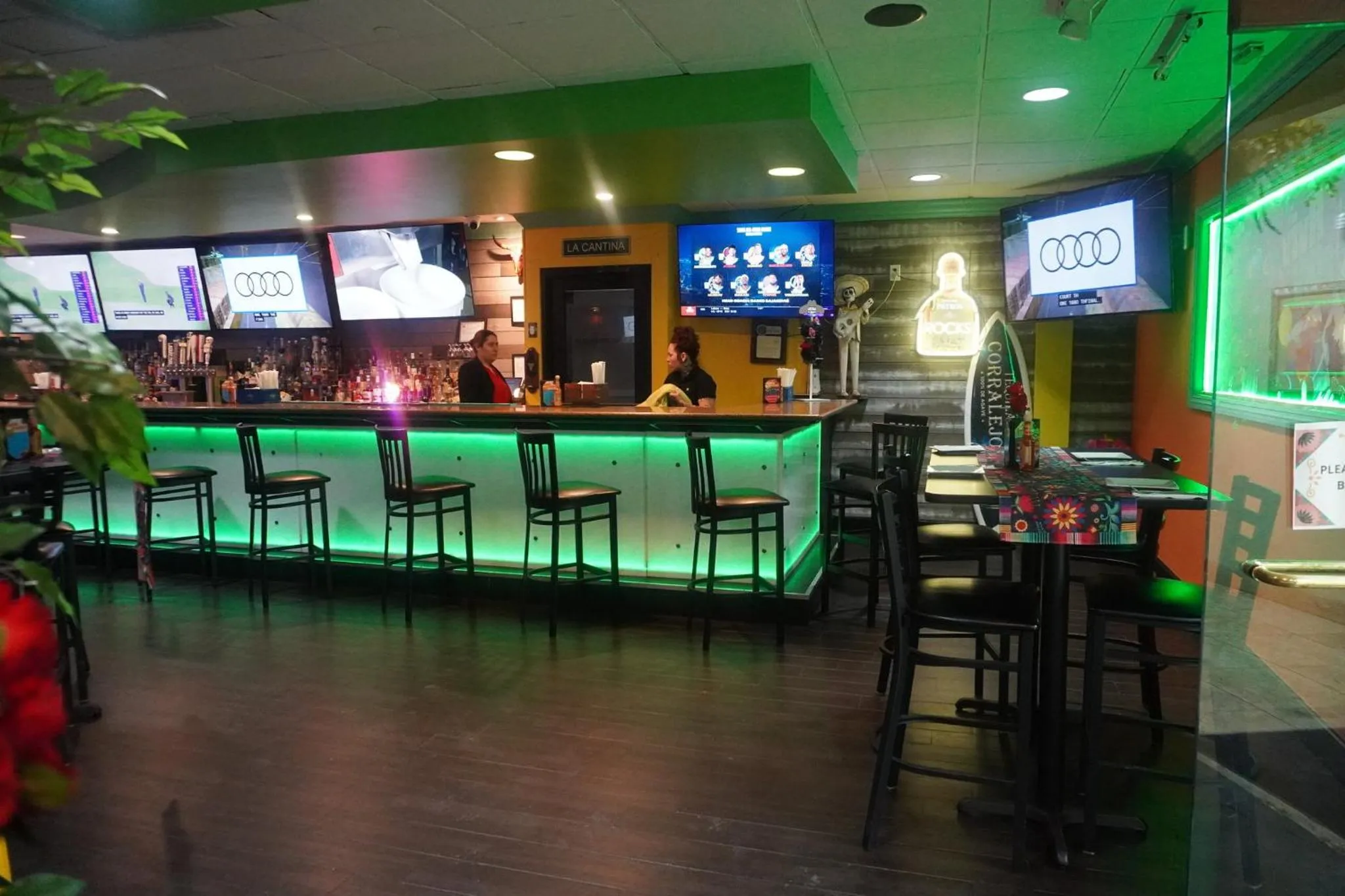 Restaurant/places to eat in Holiday Inn Hazlet by IHG