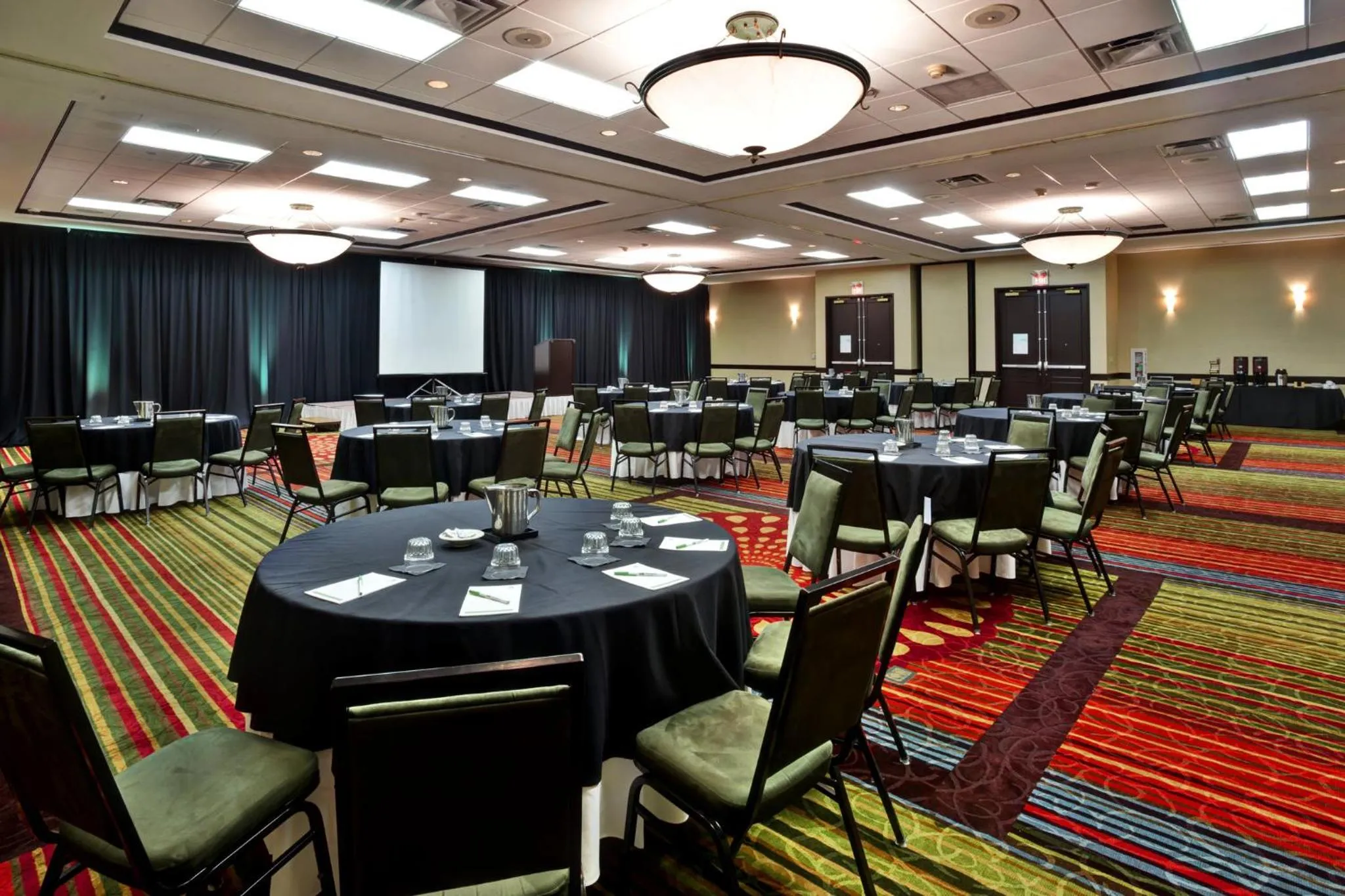 Banquet/Function facilities in Holiday Inn Hotel & Suites Chicago Northwest - Elgin by IHG