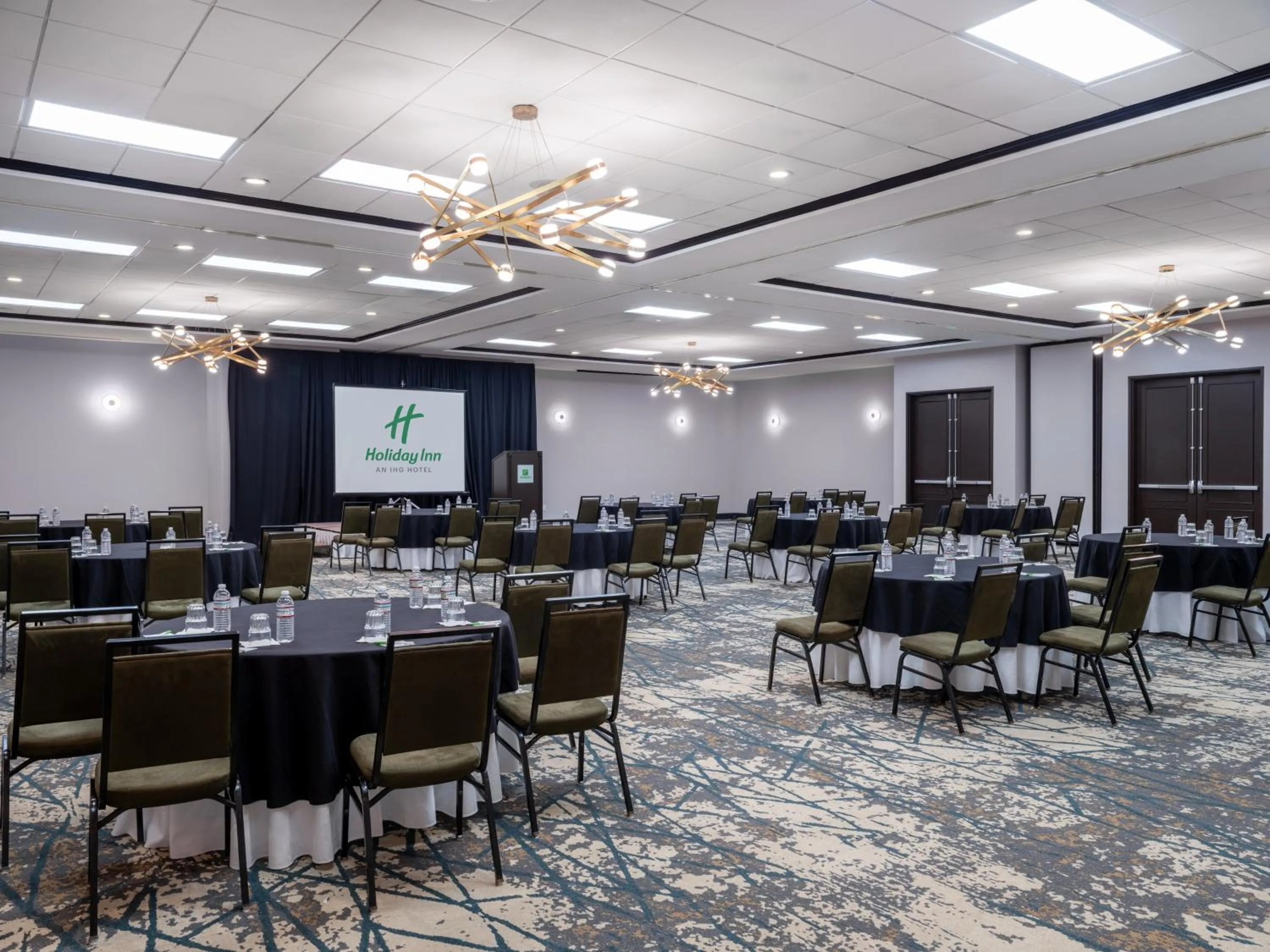Banquet/Function facilities in Holiday Inn Hotel & Suites Chicago Northwest - Elgin by IHG