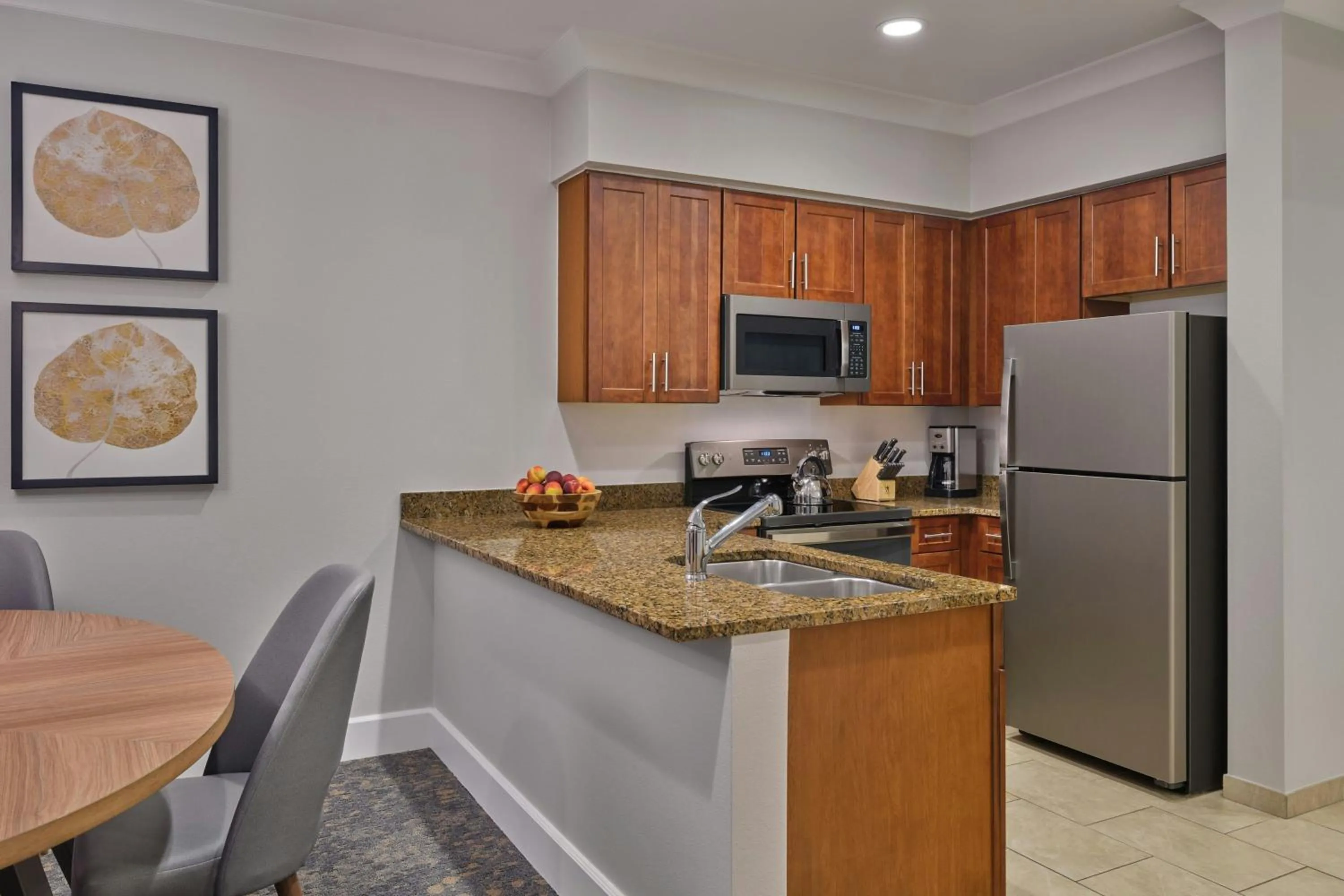 Kitchen or kitchenette in The Westin Riverfront Mountain Villas, Beaver Creek Mountain