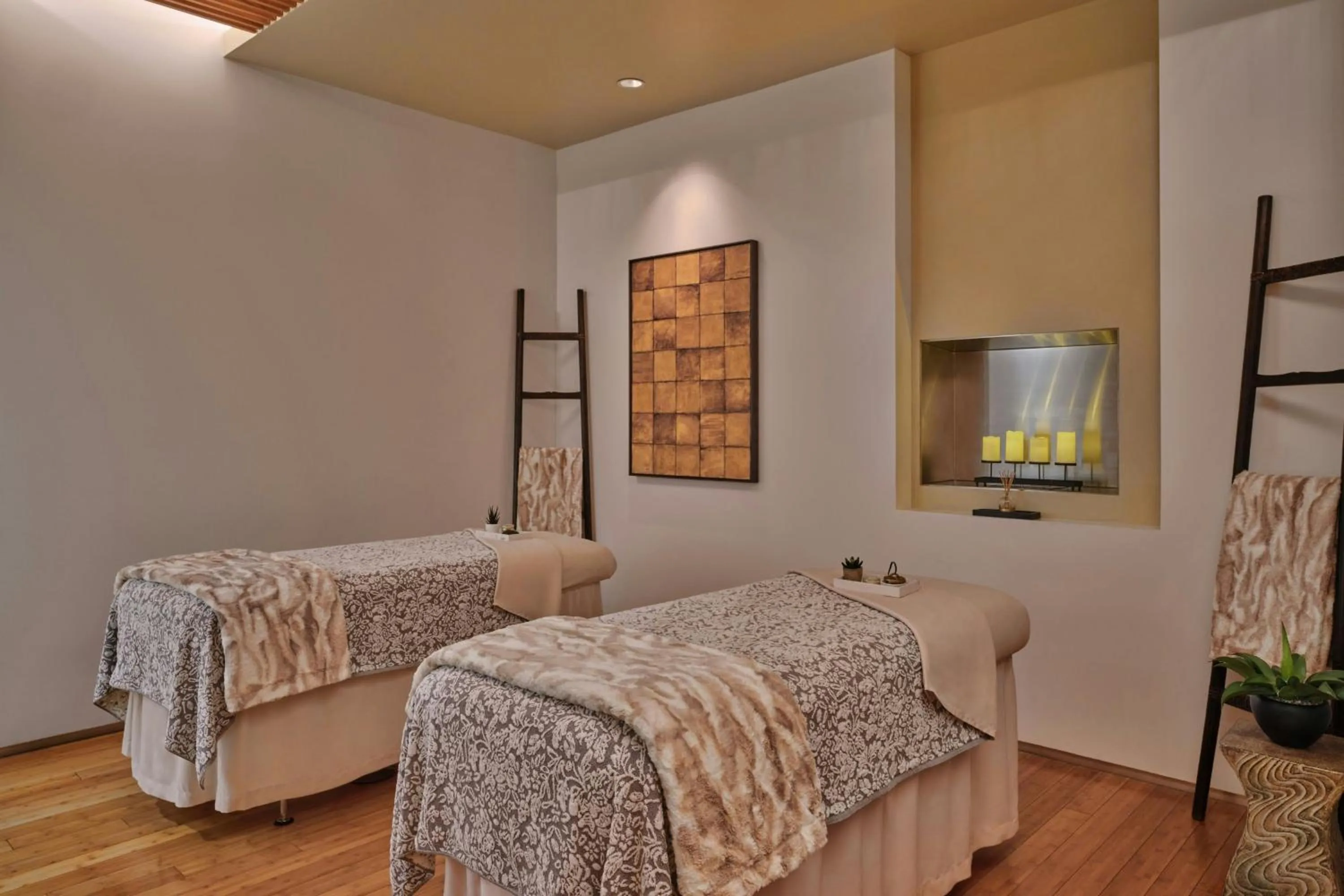 Spa and wellness centre/facilities, Bed in The Westin Riverfront Mountain Villas, Beaver Creek Mountain