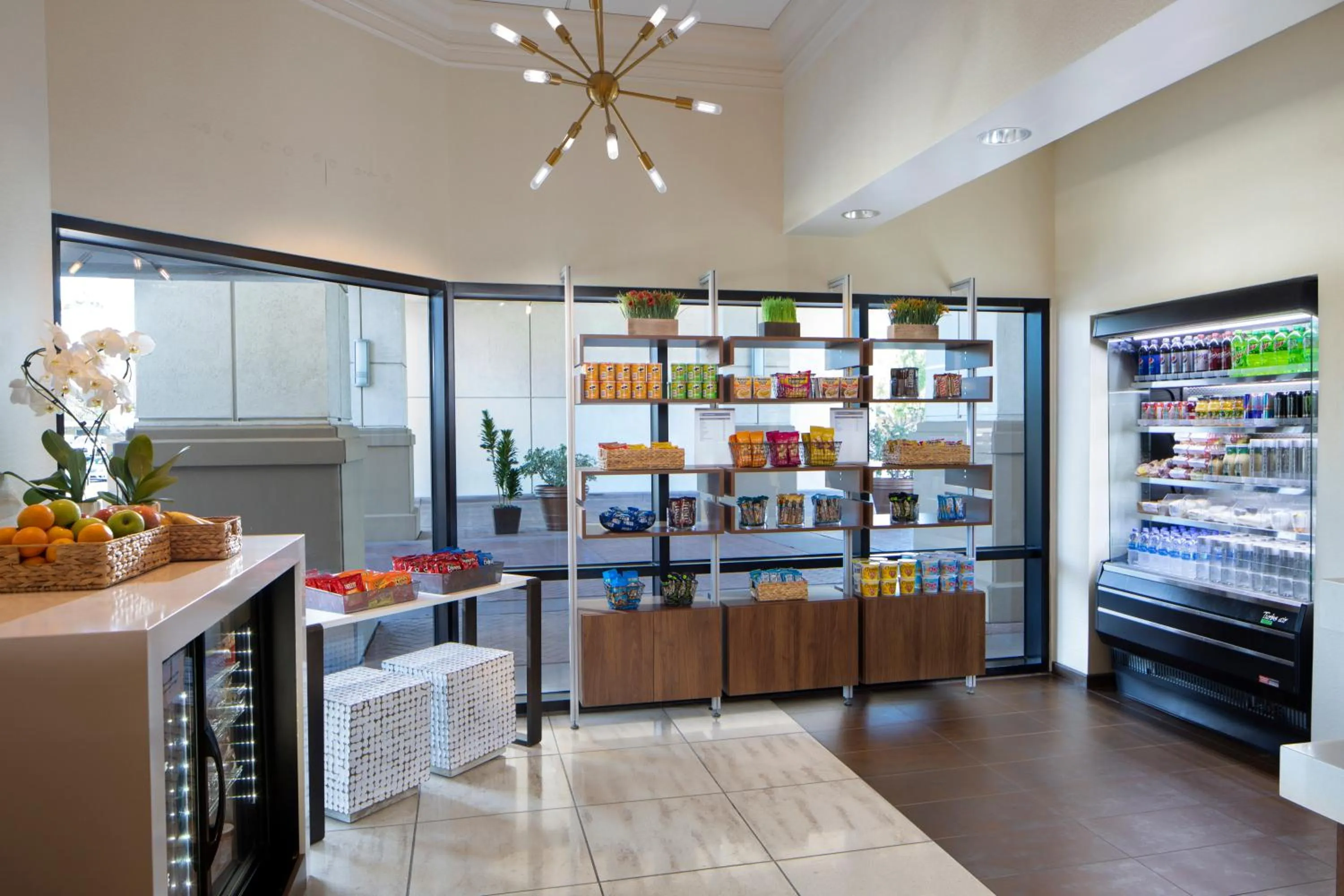 Shopping Area in Sonesta San Jose - Milpitas