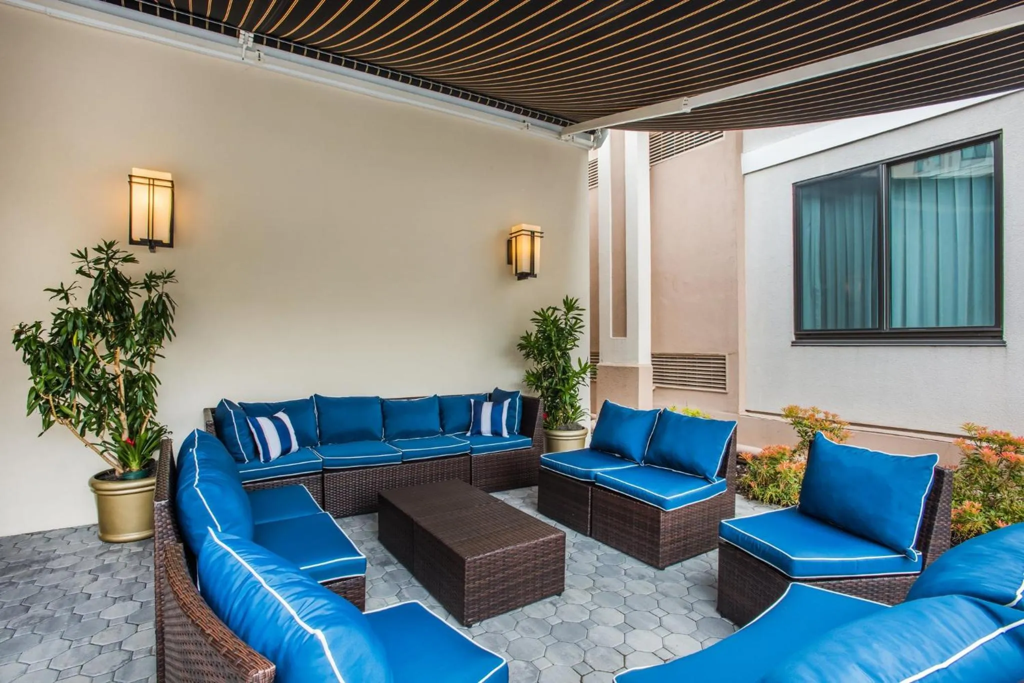 Lobby or reception in Holiday Inn Hasbrouck Heights-Meadowlands by IHG