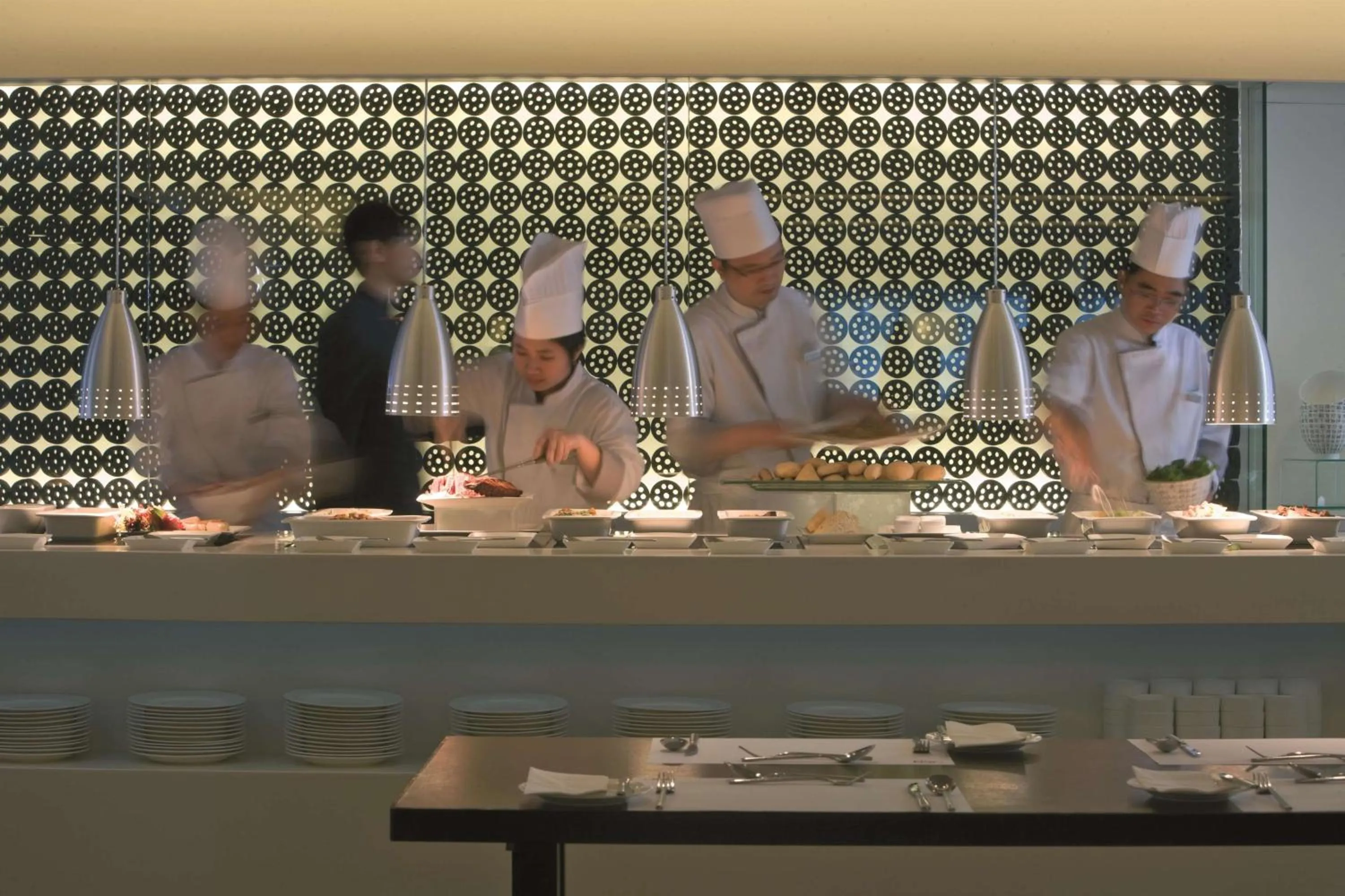 Restaurant/places to eat in Jen Hong Kong by Shangri-La