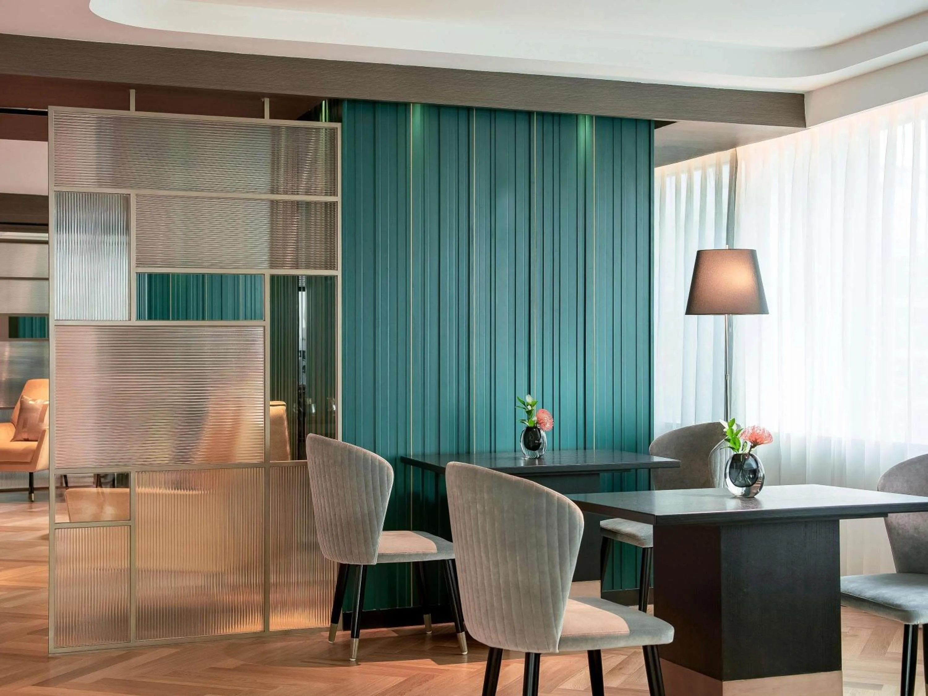 Lounge or bar in Pullman Shanghai Central