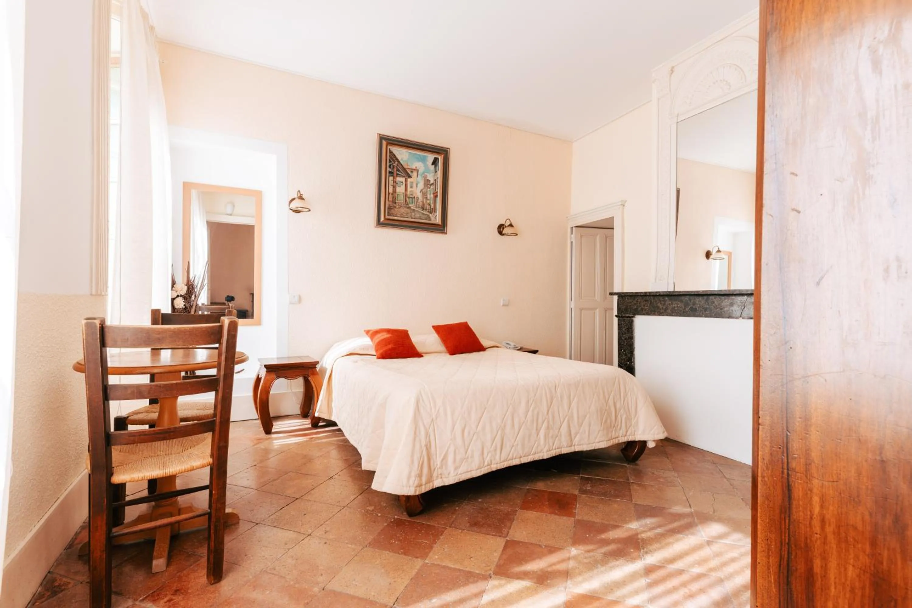 Bed in Hotel des Consuls