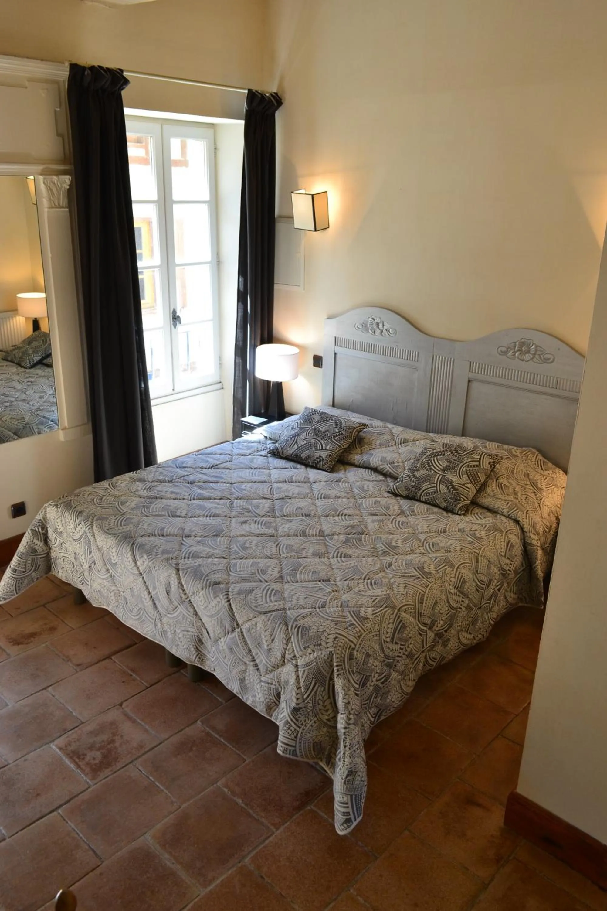 Bed in Hotel des Consuls