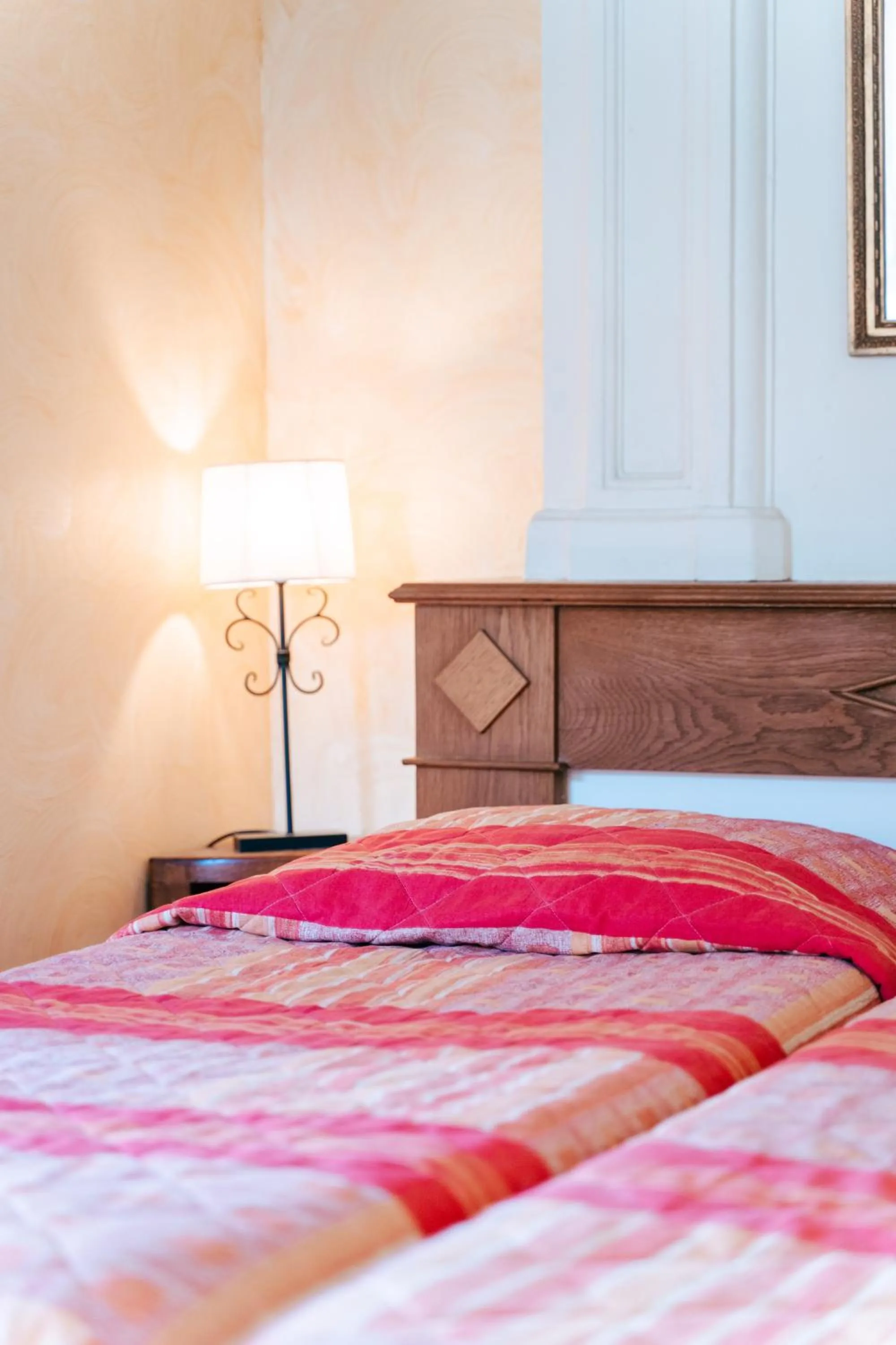 Bedroom, Bed in Hotel des Consuls