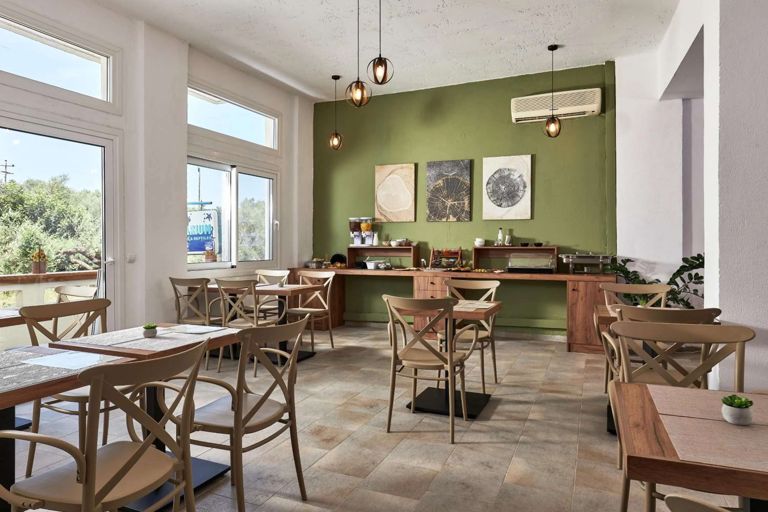 Restaurant/places to eat in Charm Hotel, Hersonissos