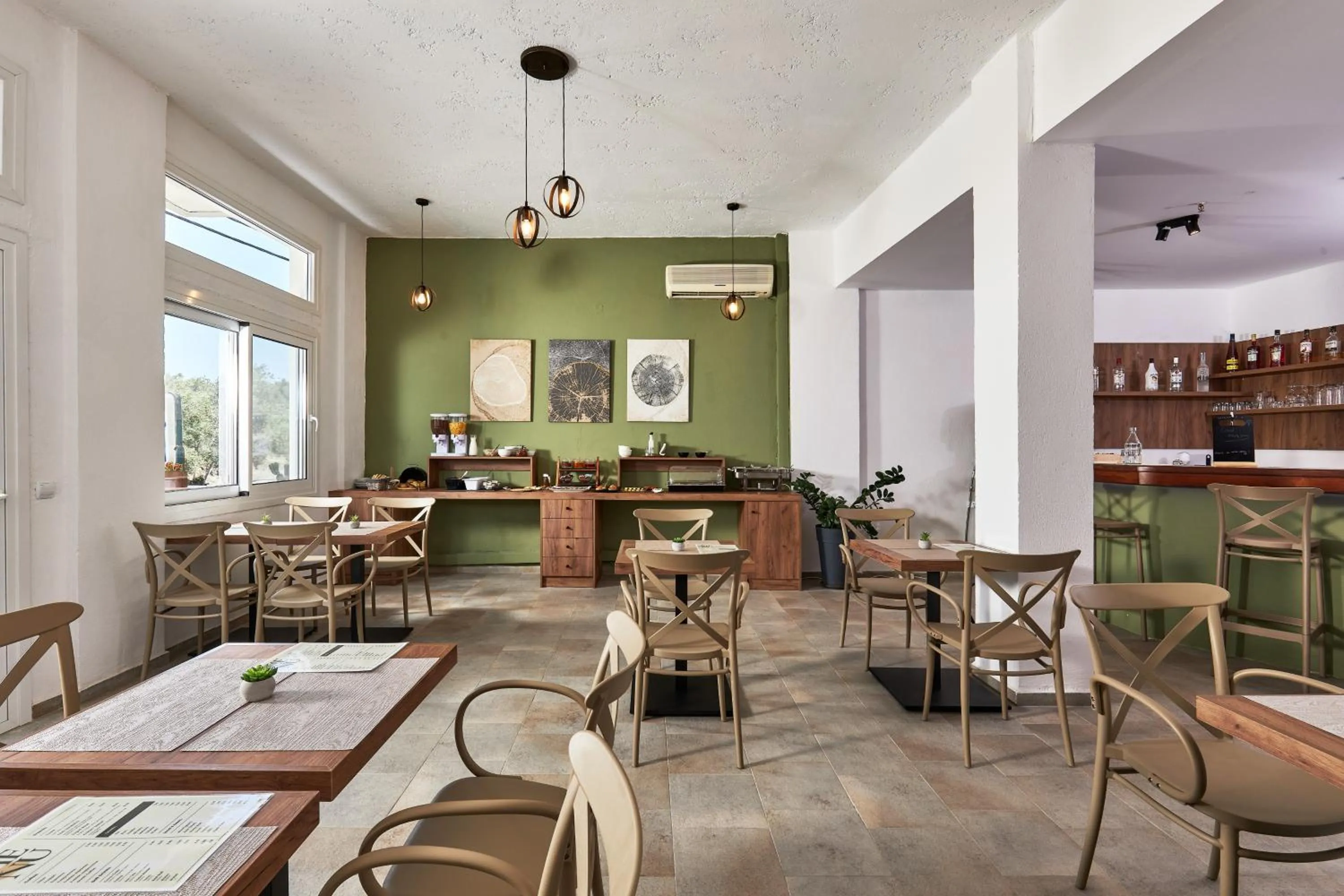 Restaurant/places to eat in Charm Hotel, Hersonissos