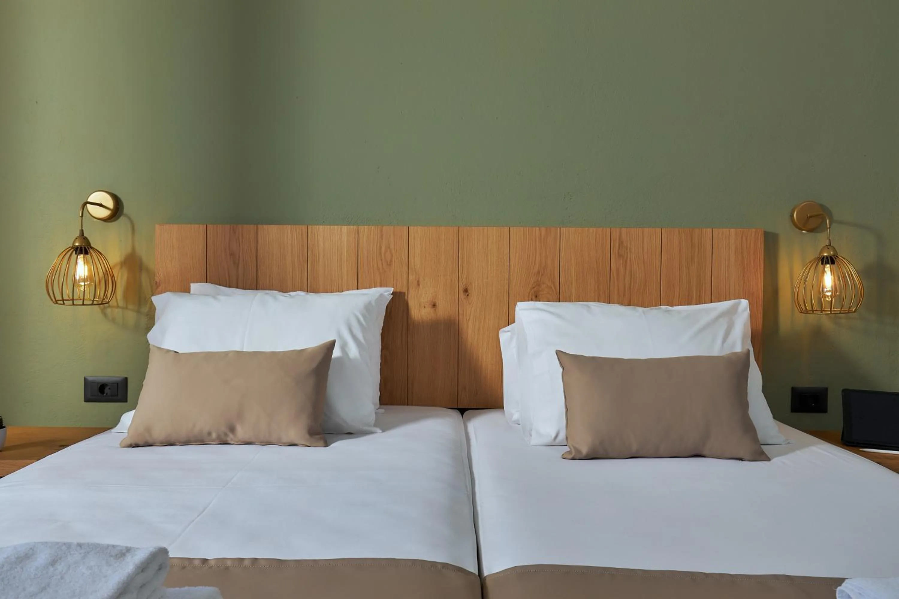 Bedroom, Bed in Charm Hotel, Hersonissos