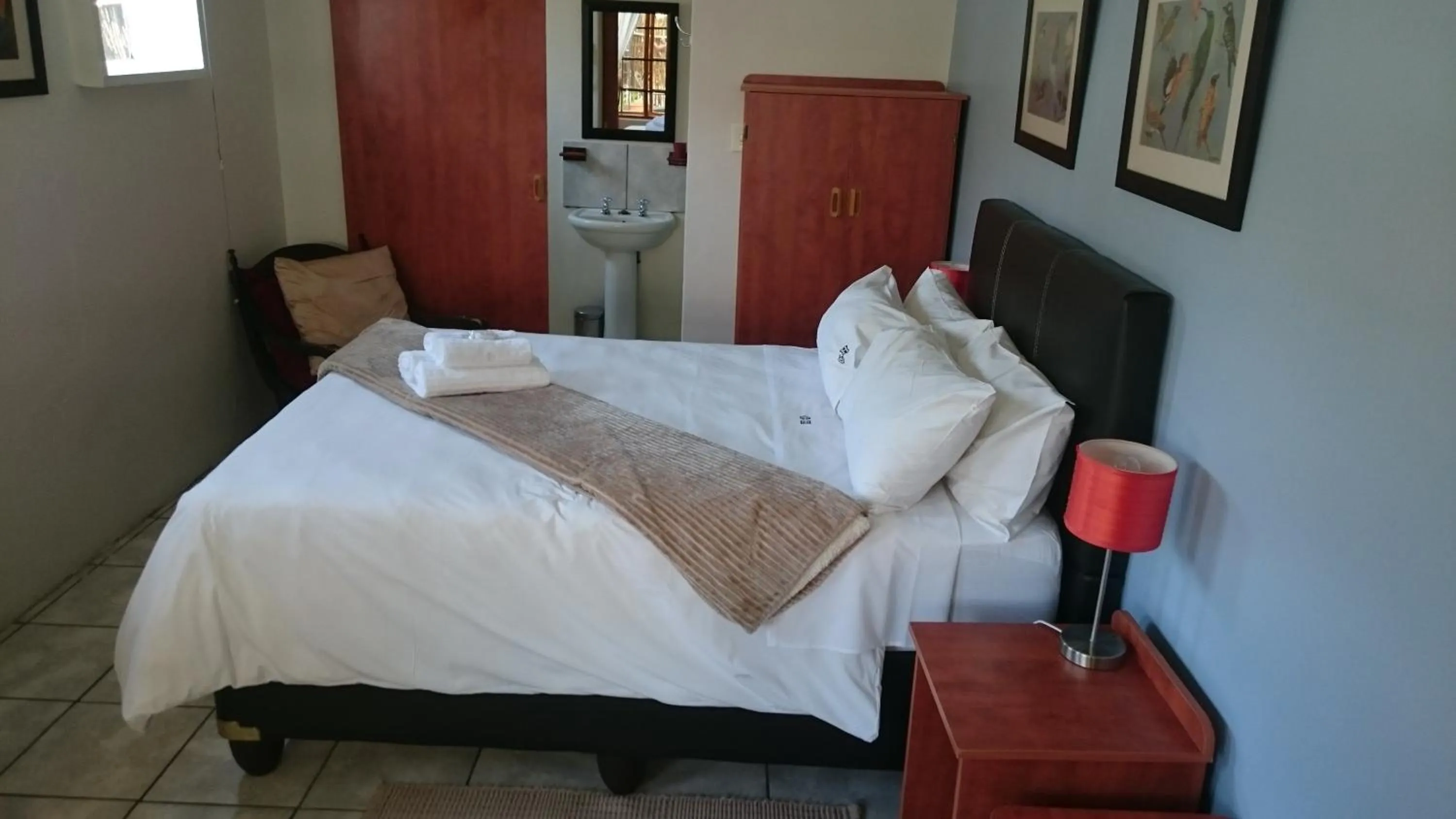 Bed in Convent Hill Lodge