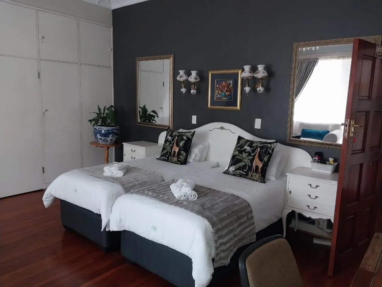 Bed in Convent Hill Lodge