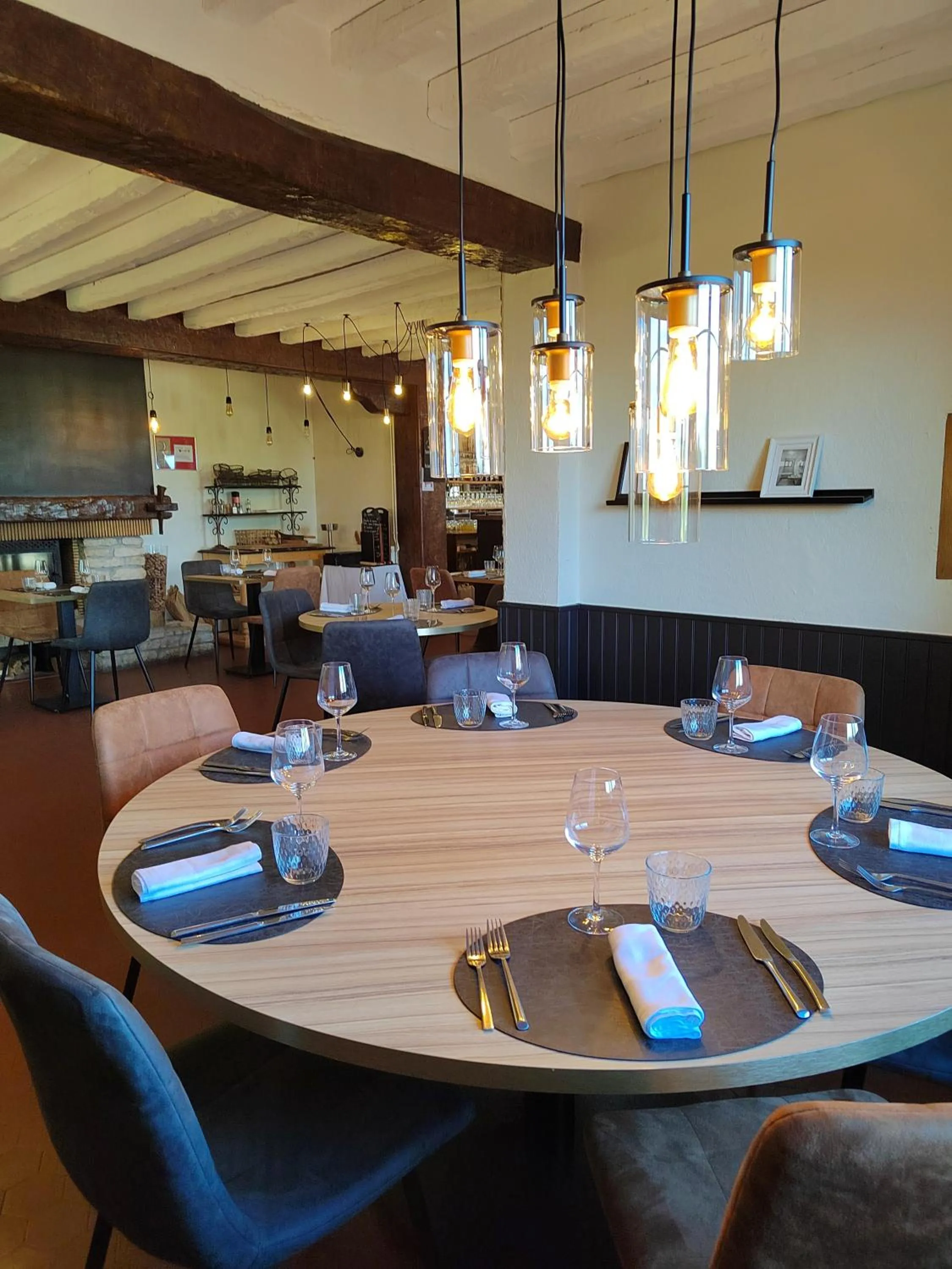 Restaurant/places to eat in Relais Saint Michel