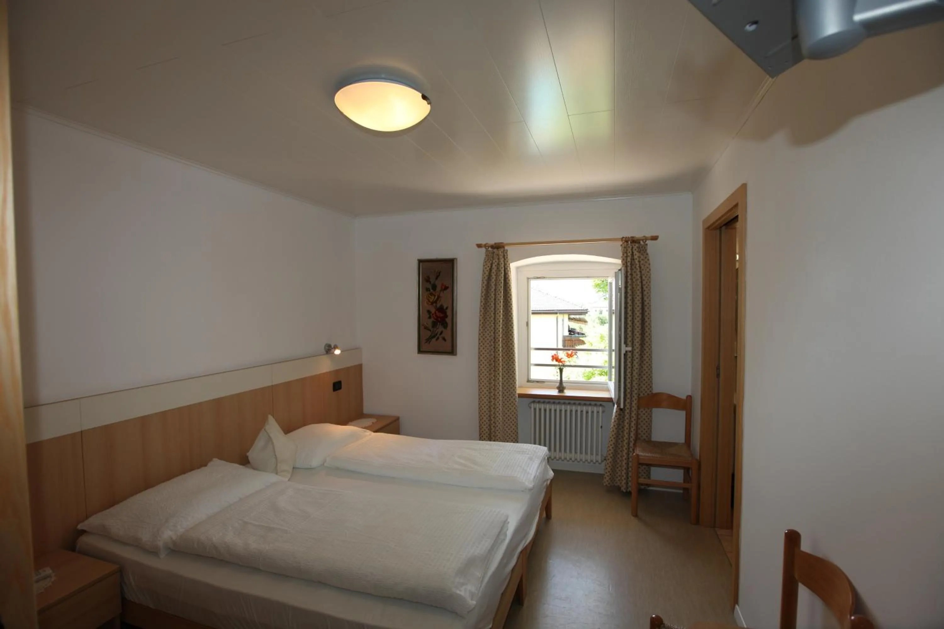 Day, Bed in Hotel Stampfer B&B