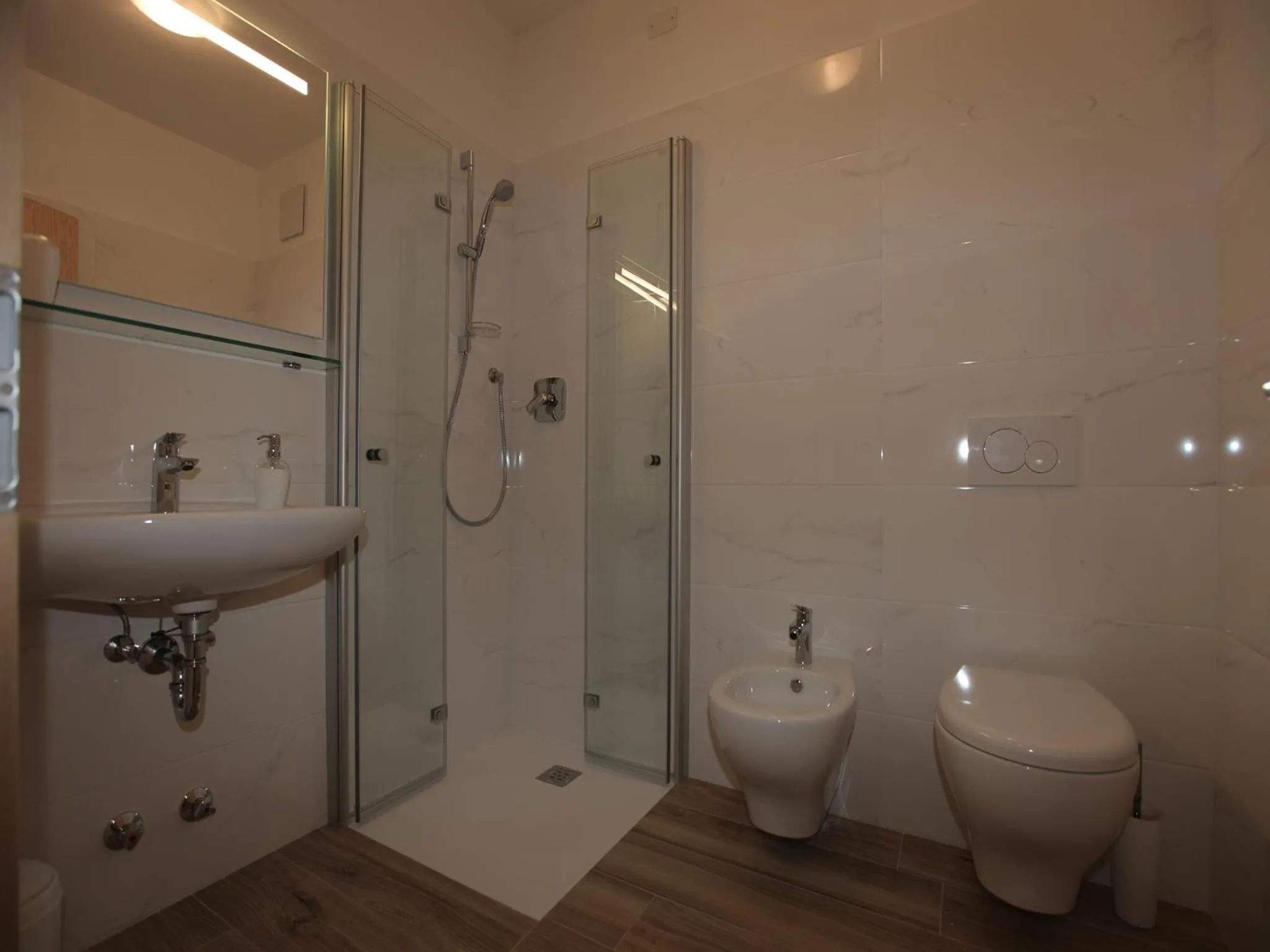 Bathroom in Hotel Stampfer B&B