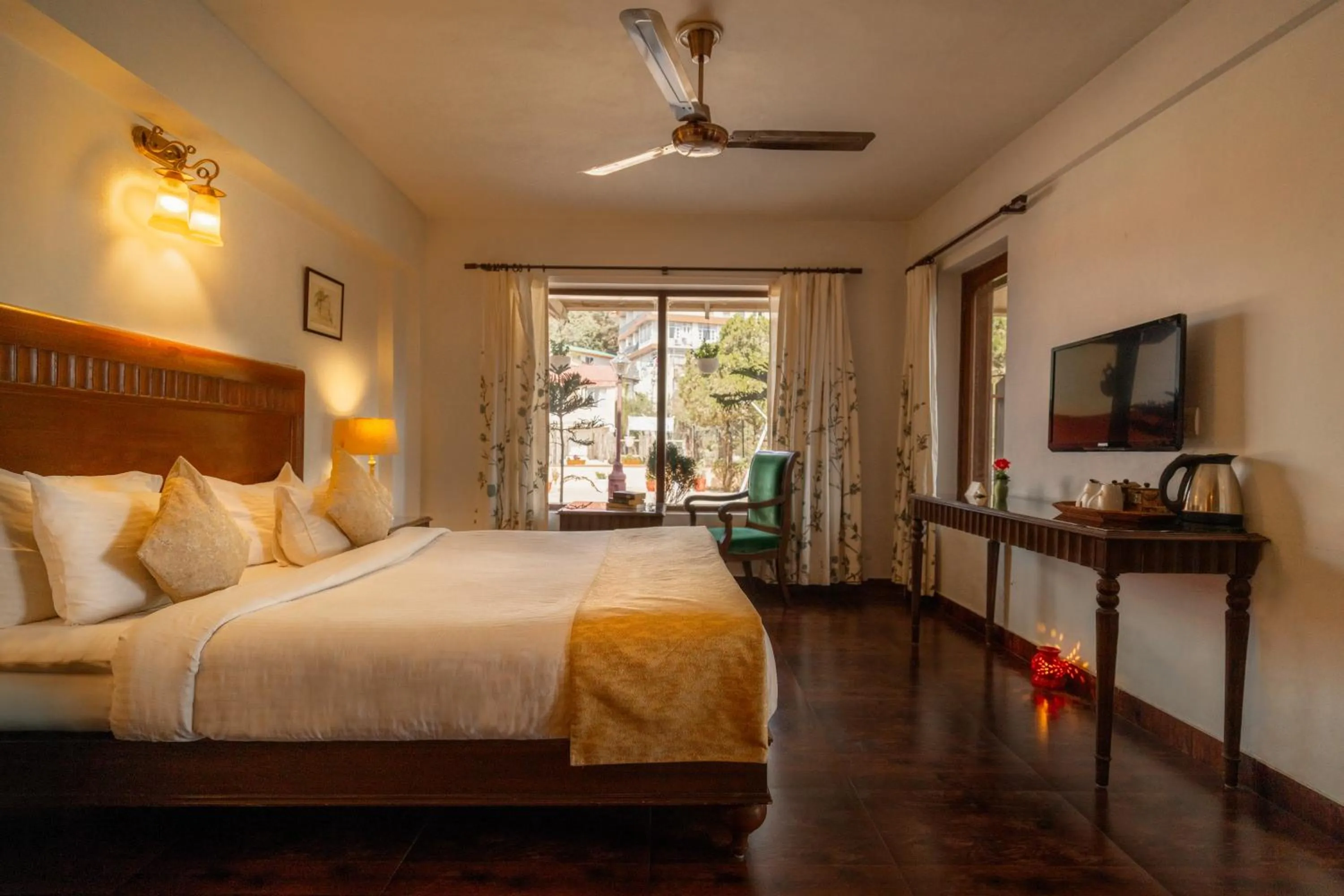 Bedroom, Bed in Tree of Life Highlands Mussoorie