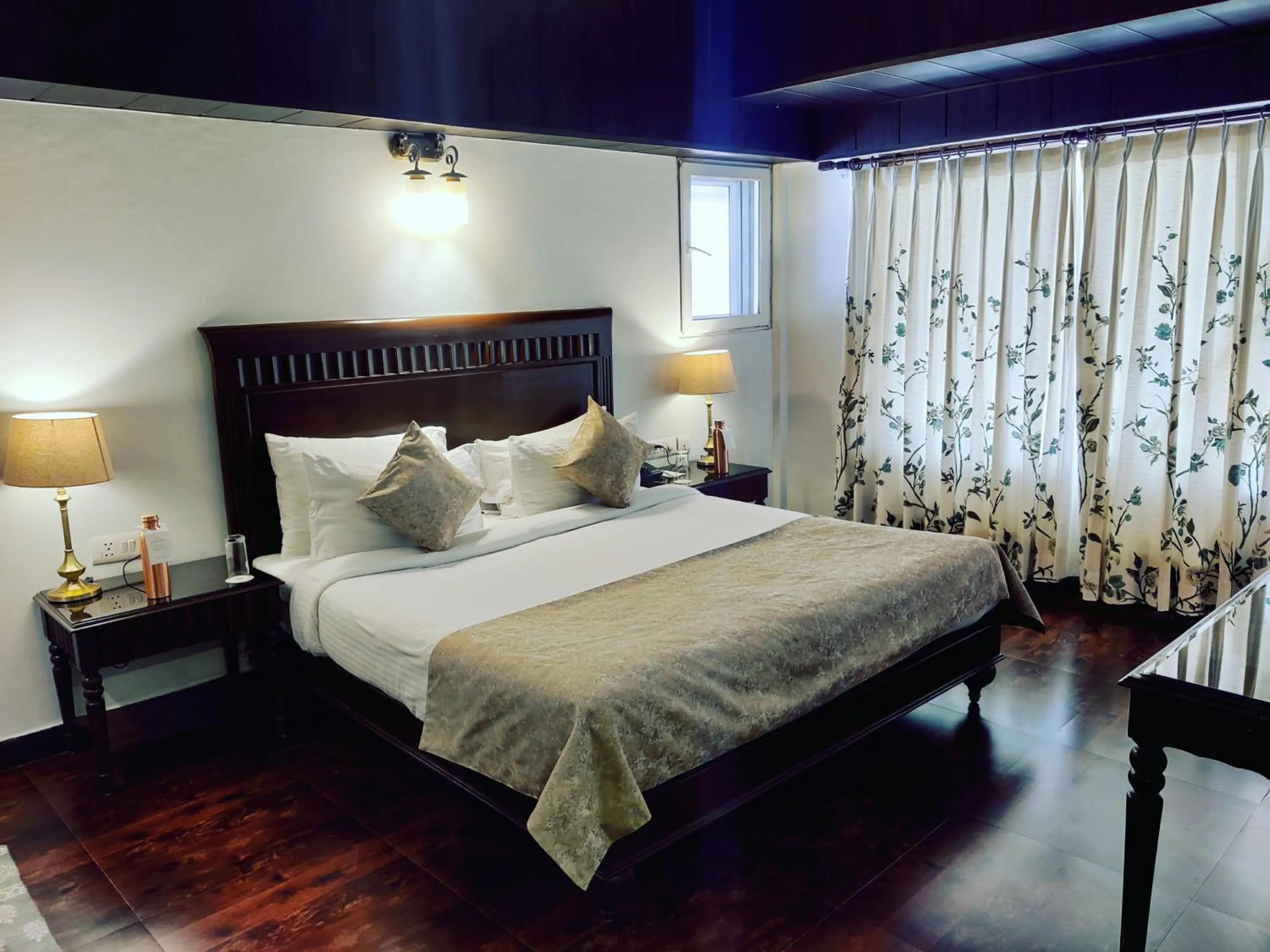 Photo of the whole room, Bed in Tree of Life Highlands Mussoorie