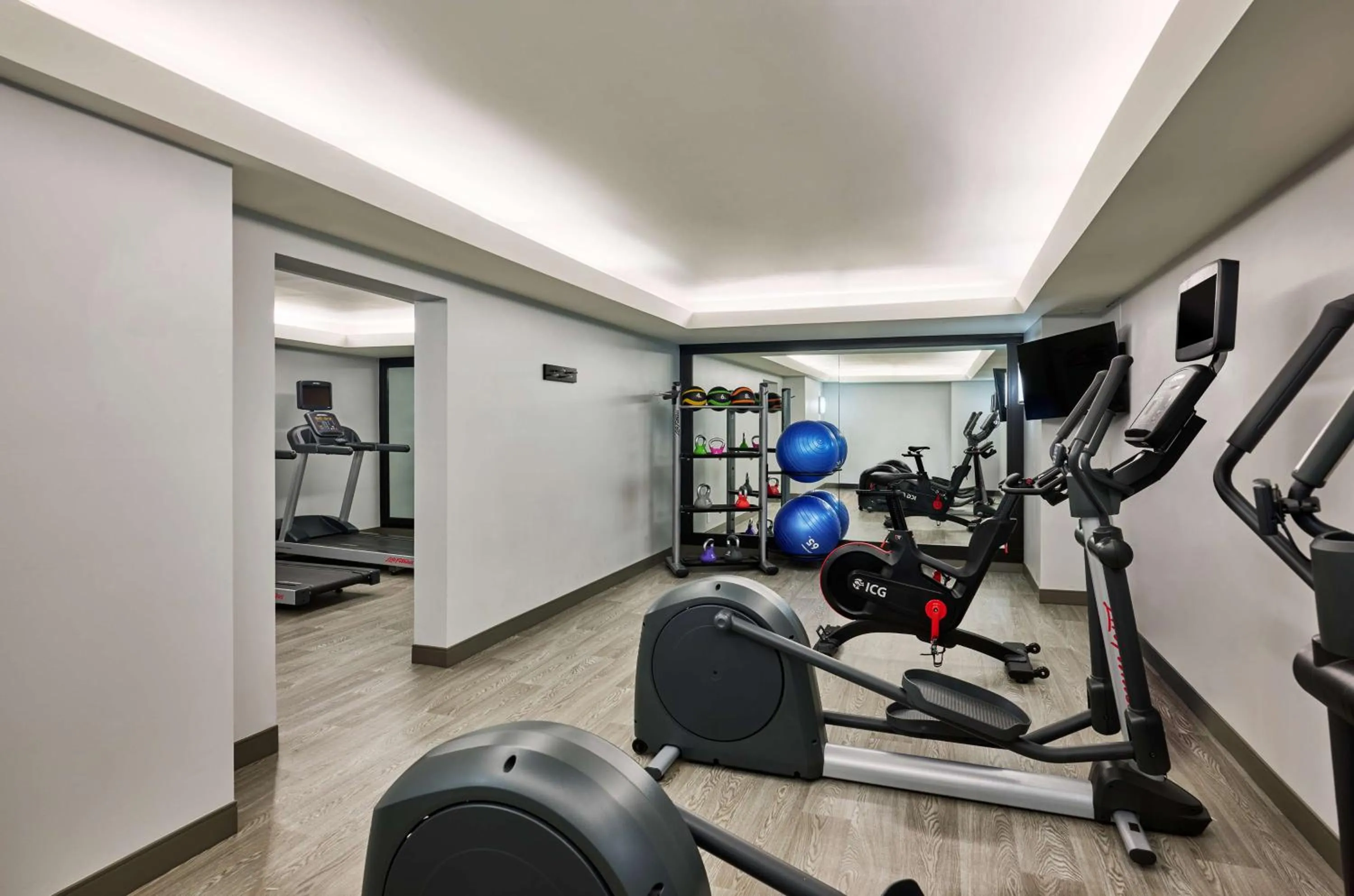 Fitness centre/facilities in Doubletree by Hilton Buena Park