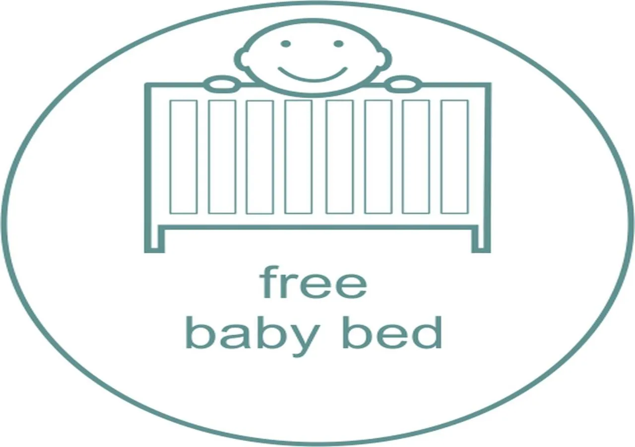 cot, Bed in Das Schreder Hotel - Munich Free Parking