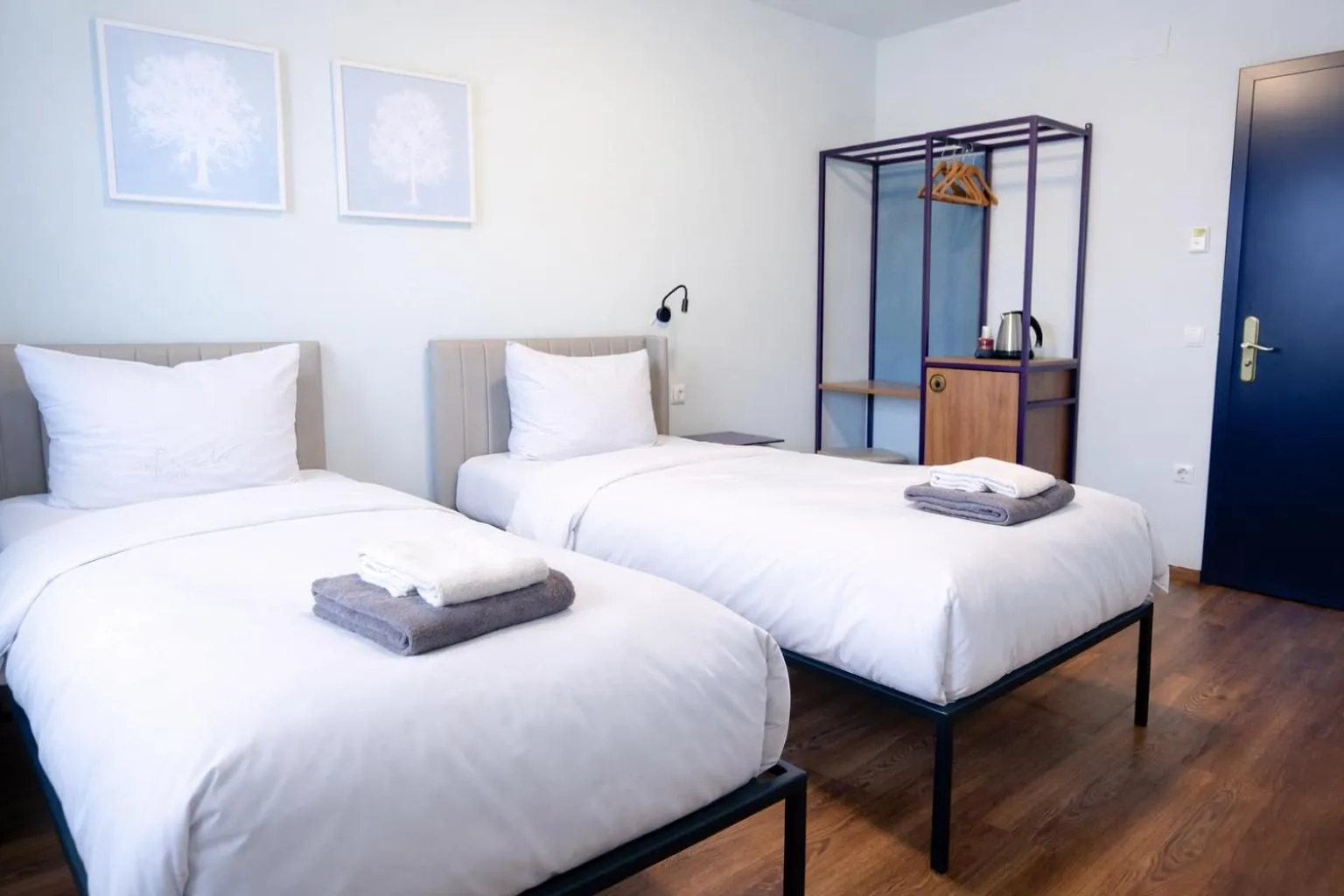 Bed in Das Schreder Hotel - Munich Free Parking