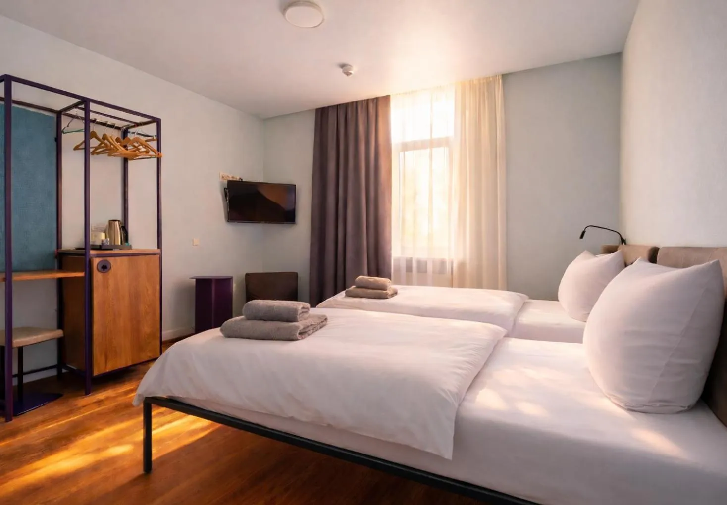 Bed in Das Schreder Hotel - Munich Free Parking