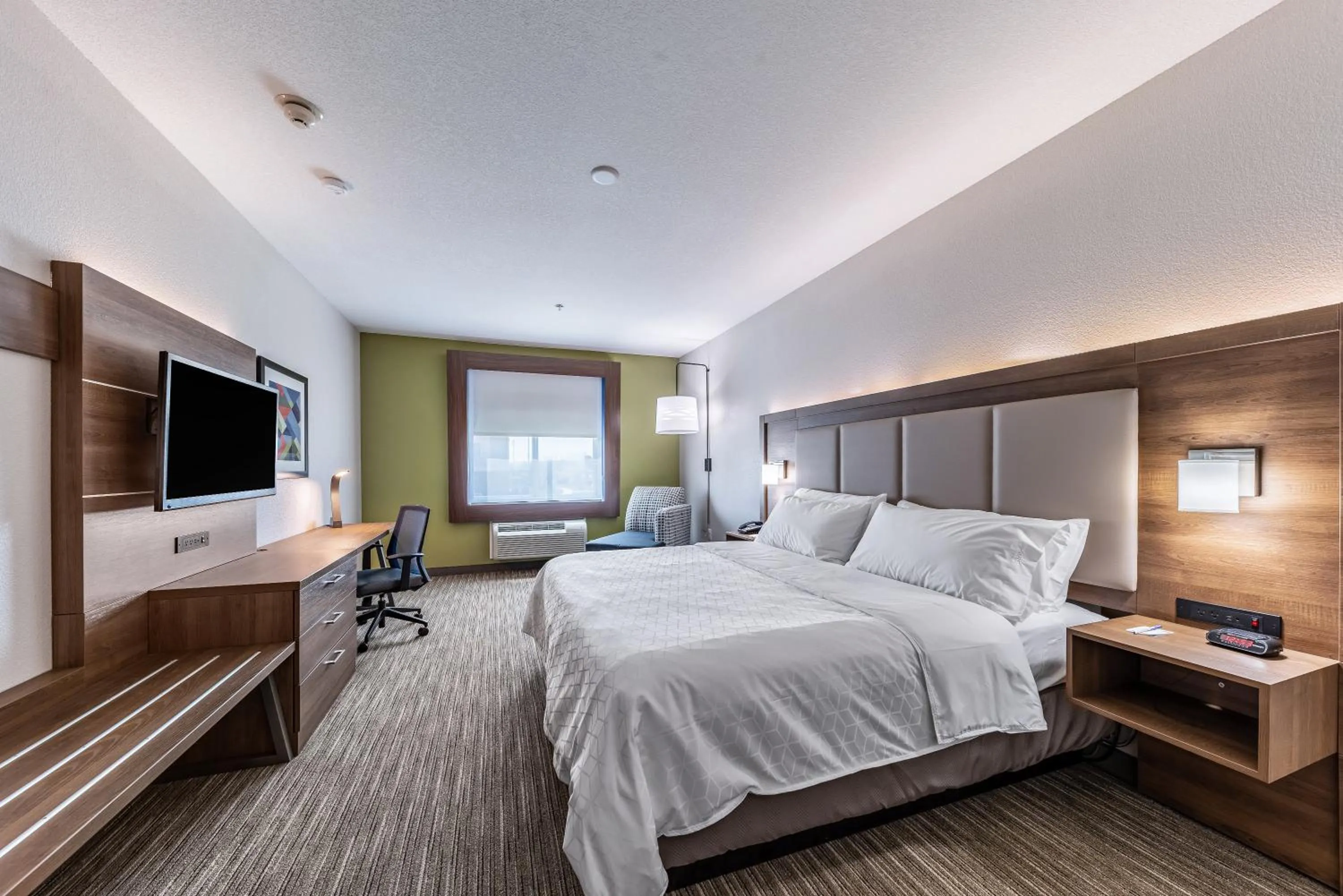 Photo of the whole room, Bed in Holiday Inn Express & Suites Fort Worth - Fossil Creek by IHG
