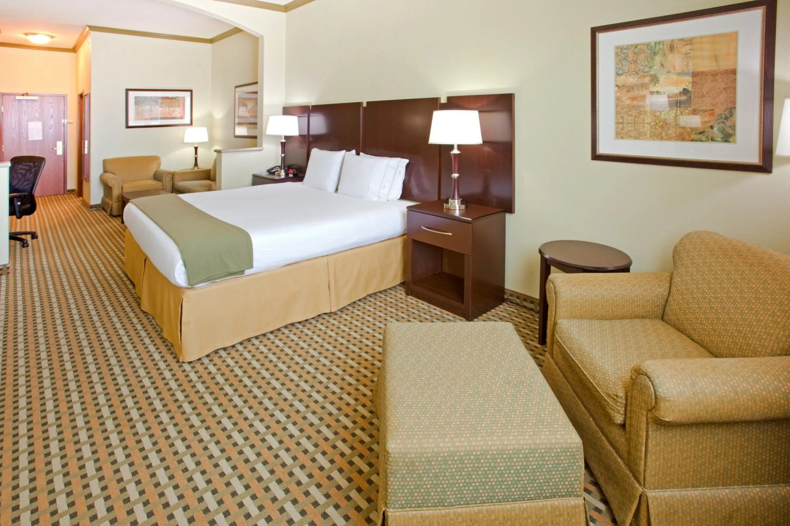Photo of the whole room, Bed in Holiday Inn Express & Suites Fort Worth - Fossil Creek by IHG