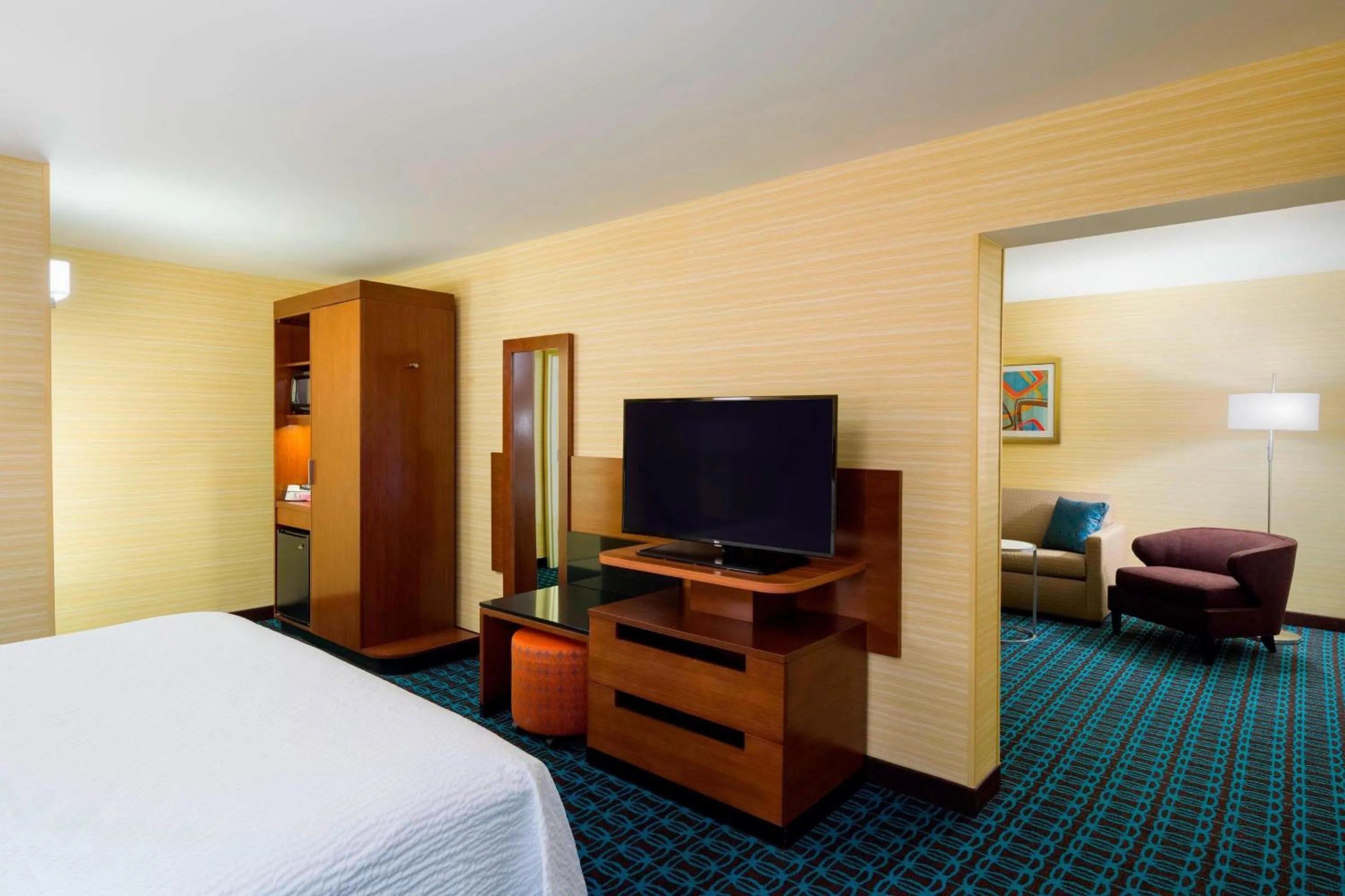 Bedroom, Bed in Fairfield Inn & Suites by Marriott Paramus