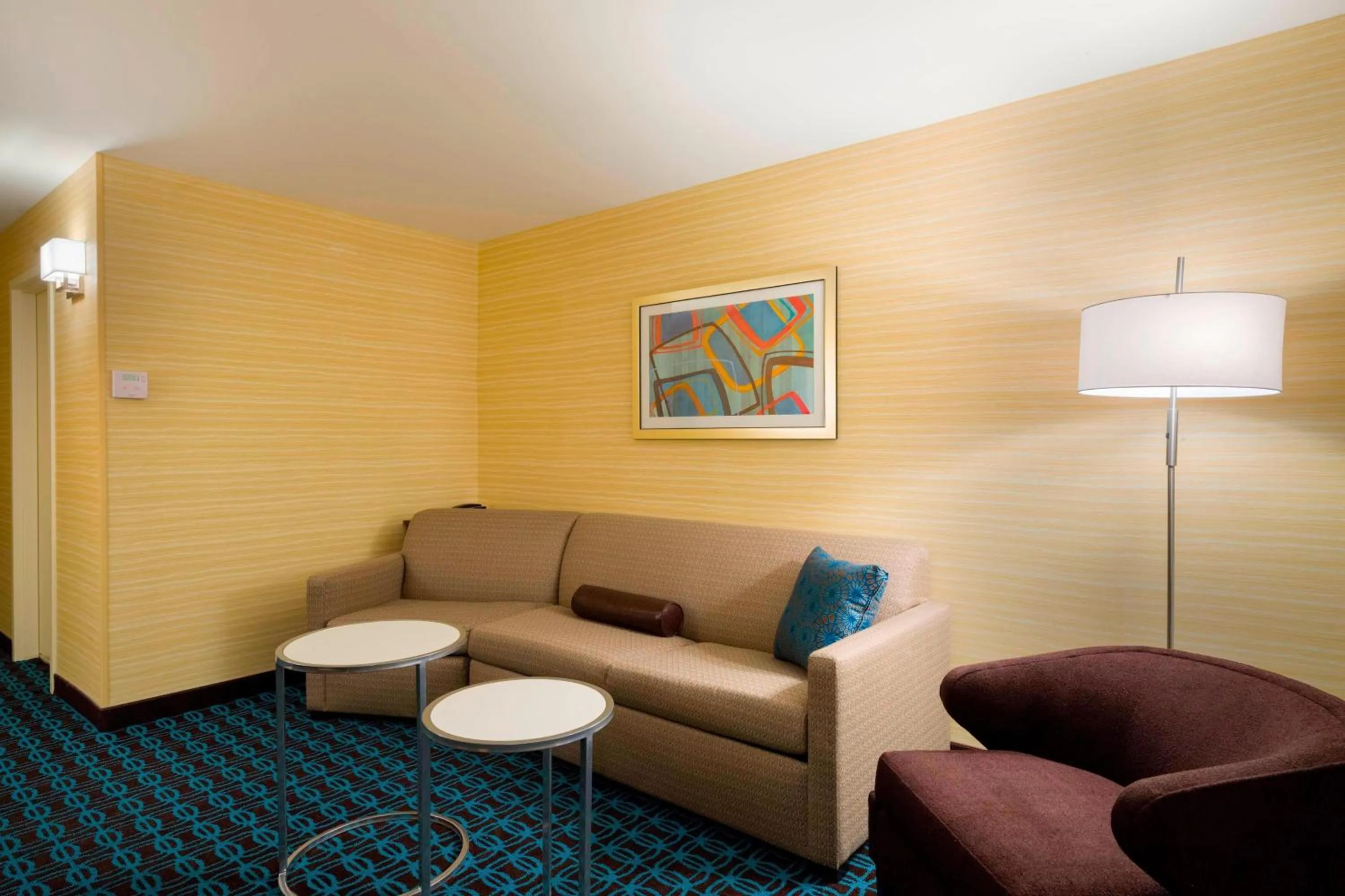 Living room in Fairfield Inn & Suites by Marriott Paramus