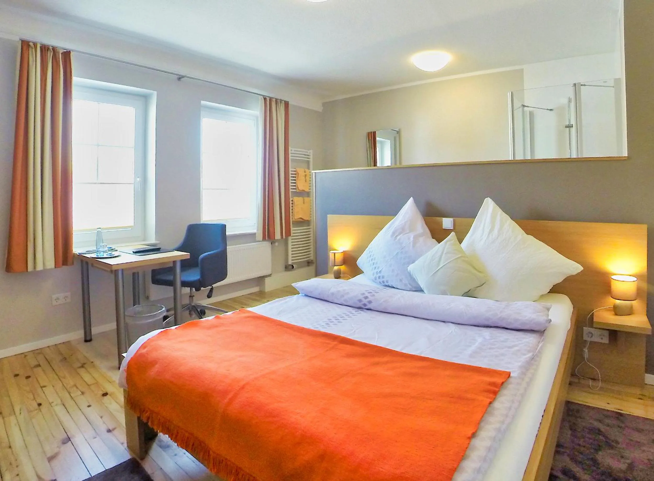 Photo of the whole room, Bed in Hotel Maurer