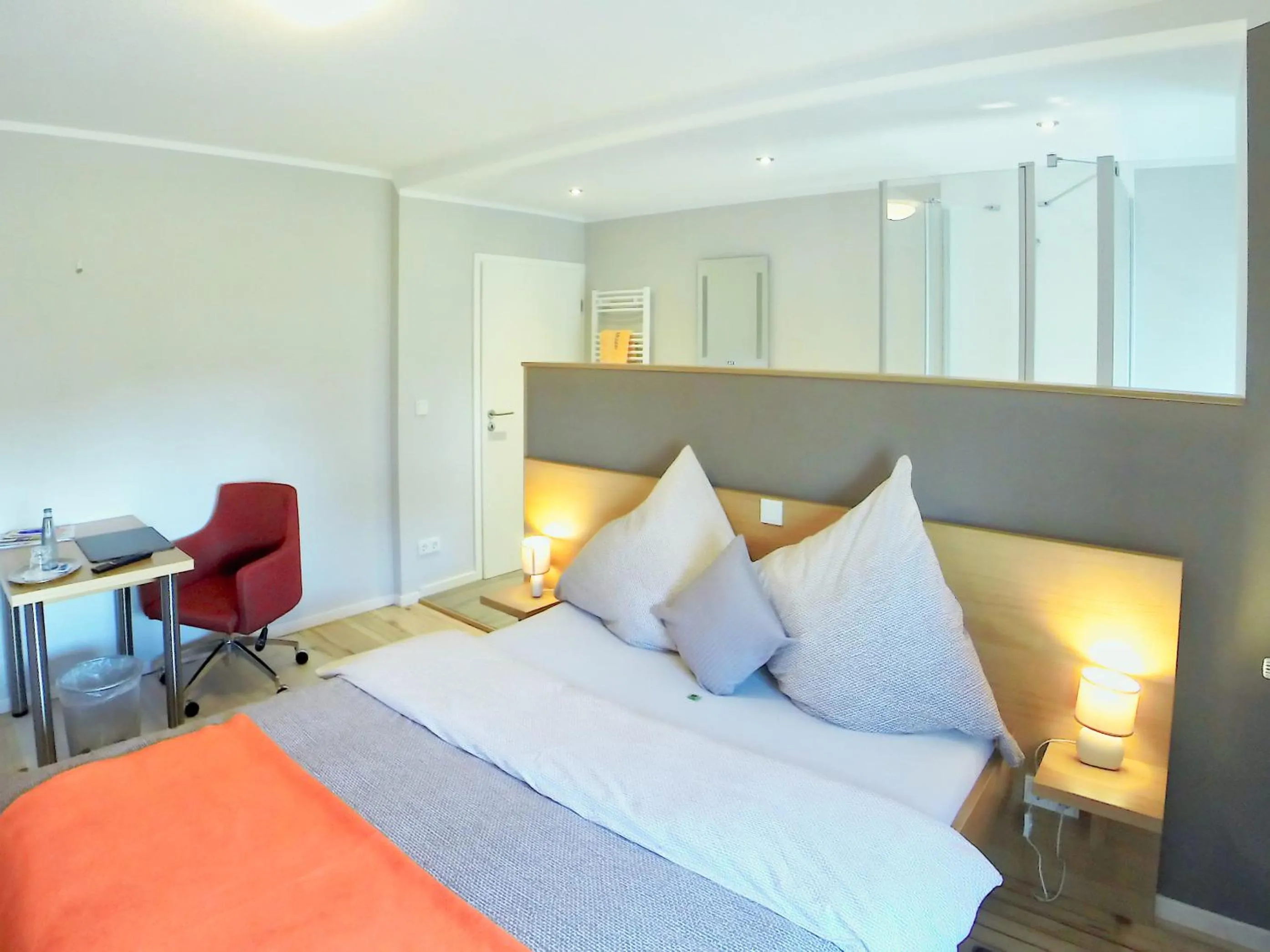 Photo of the whole room, Bed in Hotel Maurer